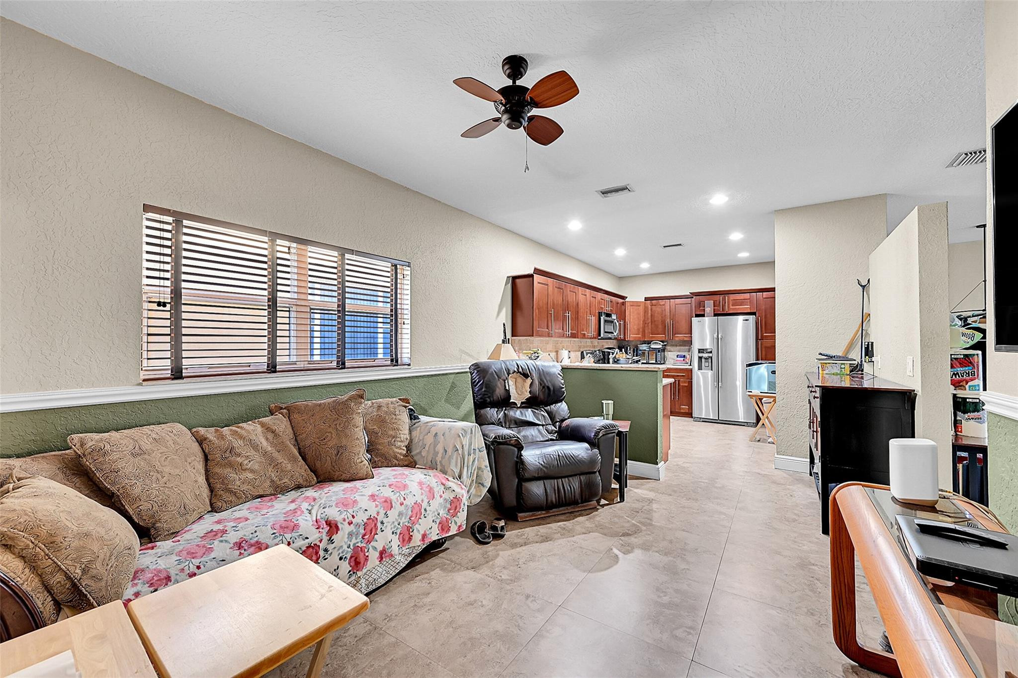 Hollywood Gardens 6-21 B - Residential