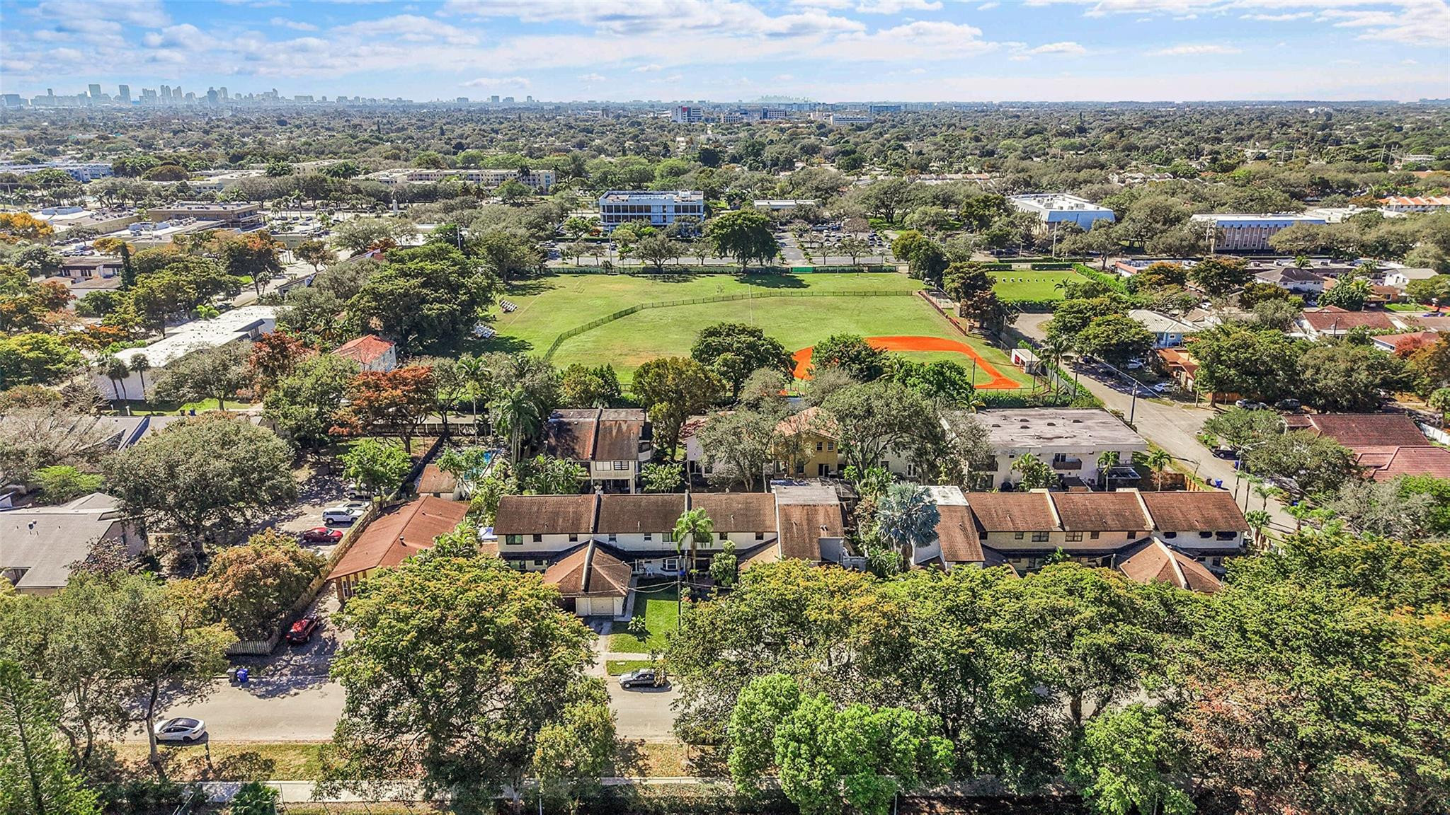 Hollywood Gardens 6-21 B - Residential