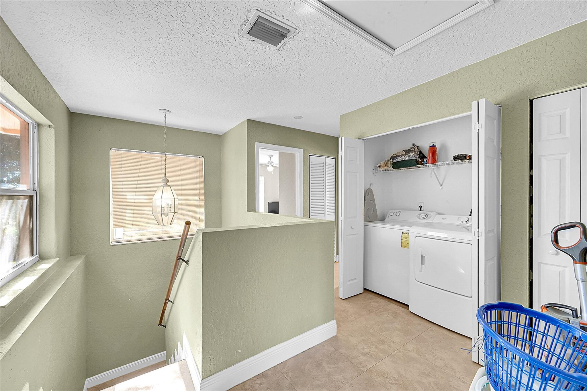 Hollywood Gardens 6-21 B - Residential