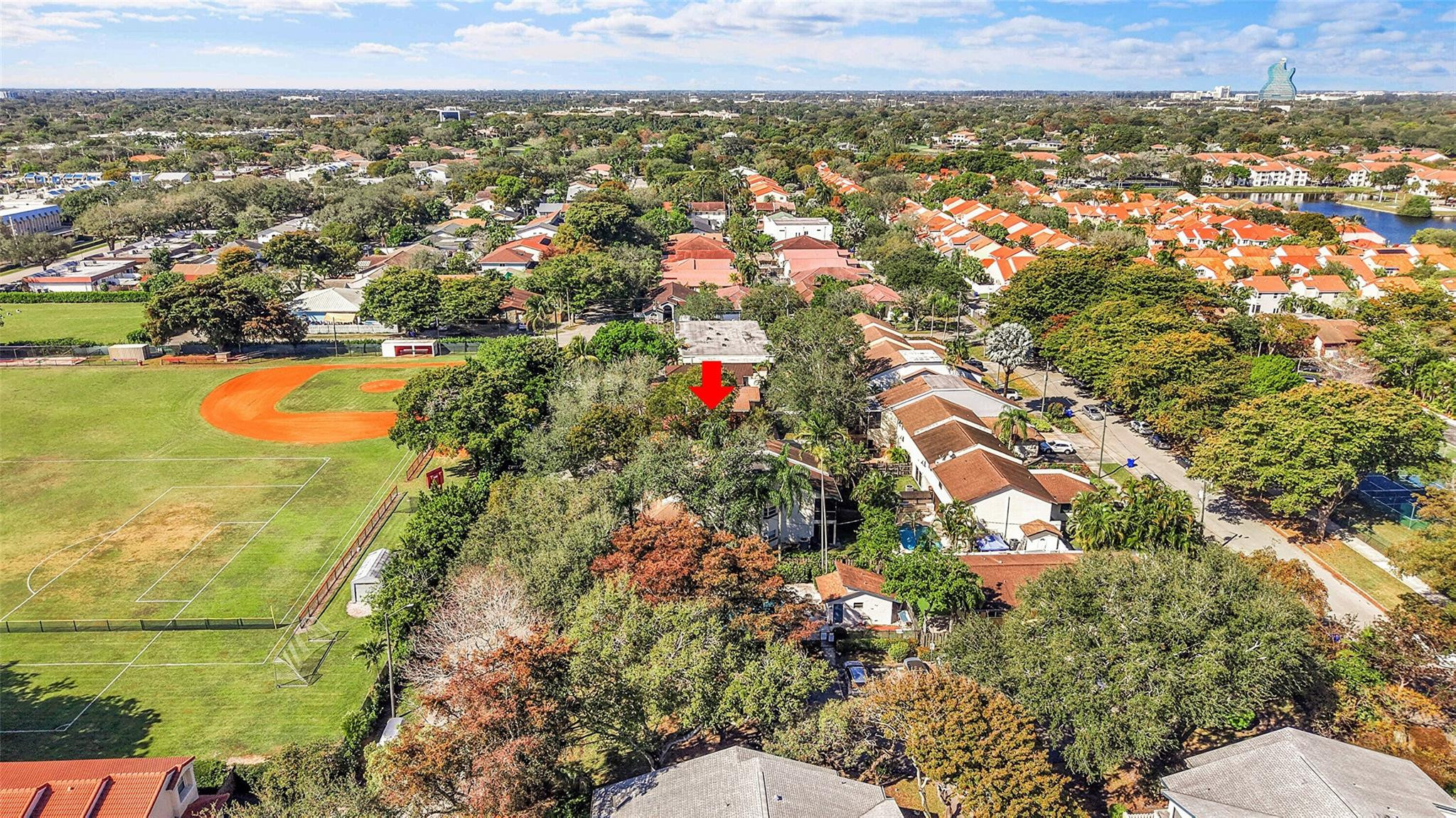 Hollywood Gardens 6-21 B - Residential