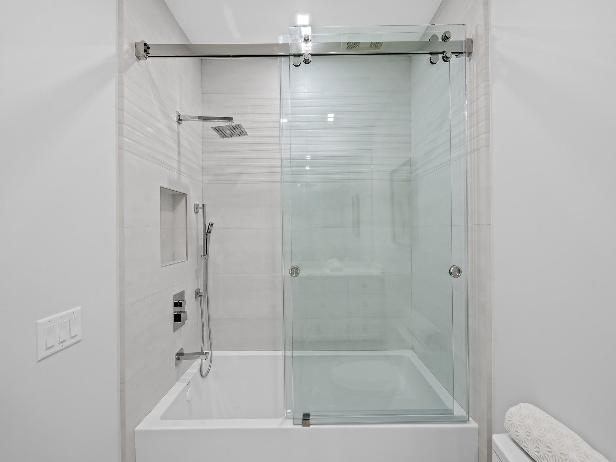 Seven Isles - Residential