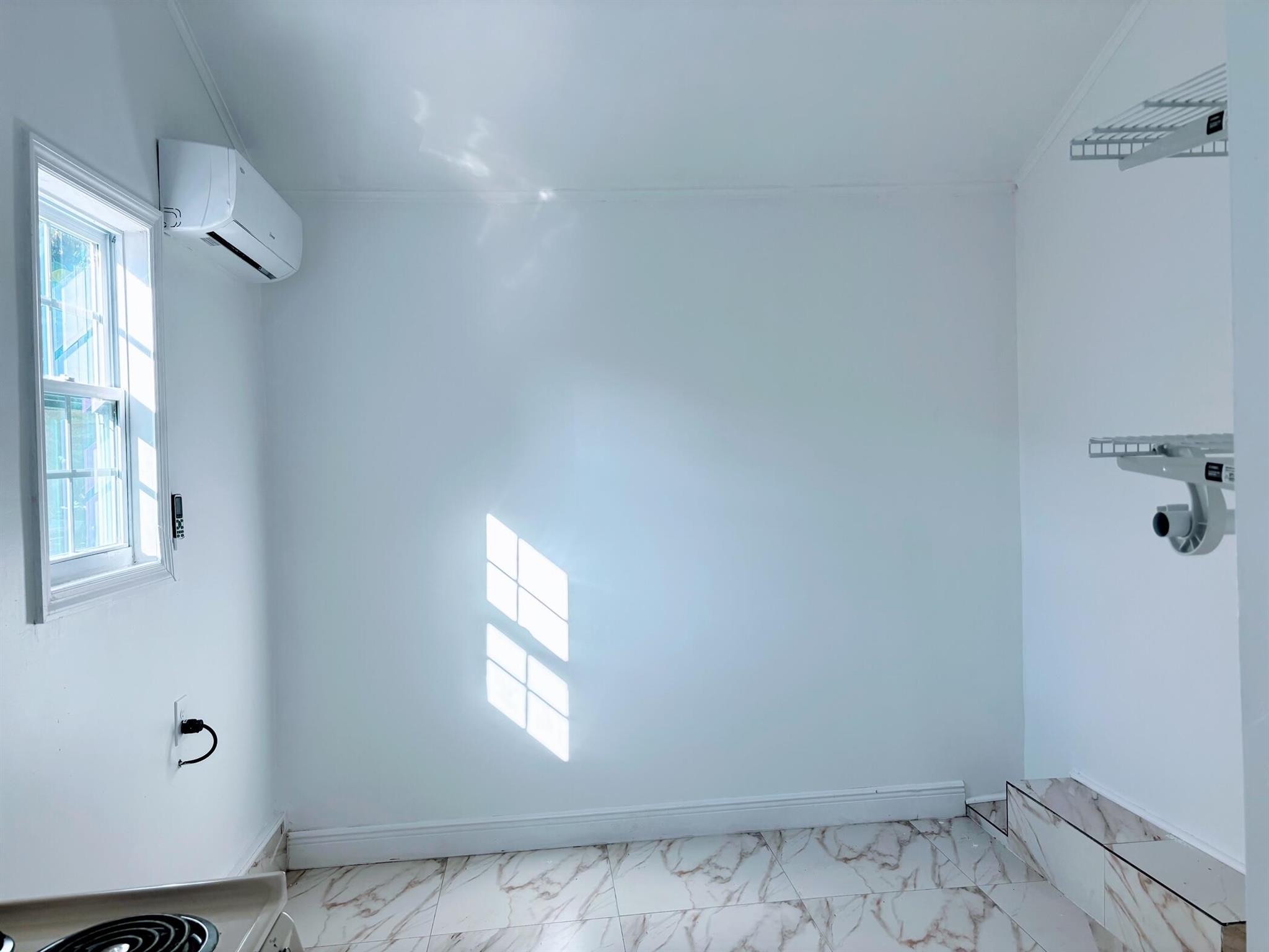 MACKLE PARK PLAT - Residential Lease