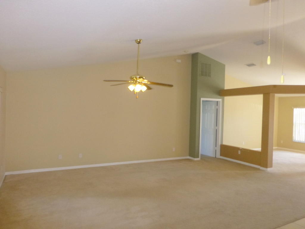 PORT ST LUCIE SECTION 13 - Residential