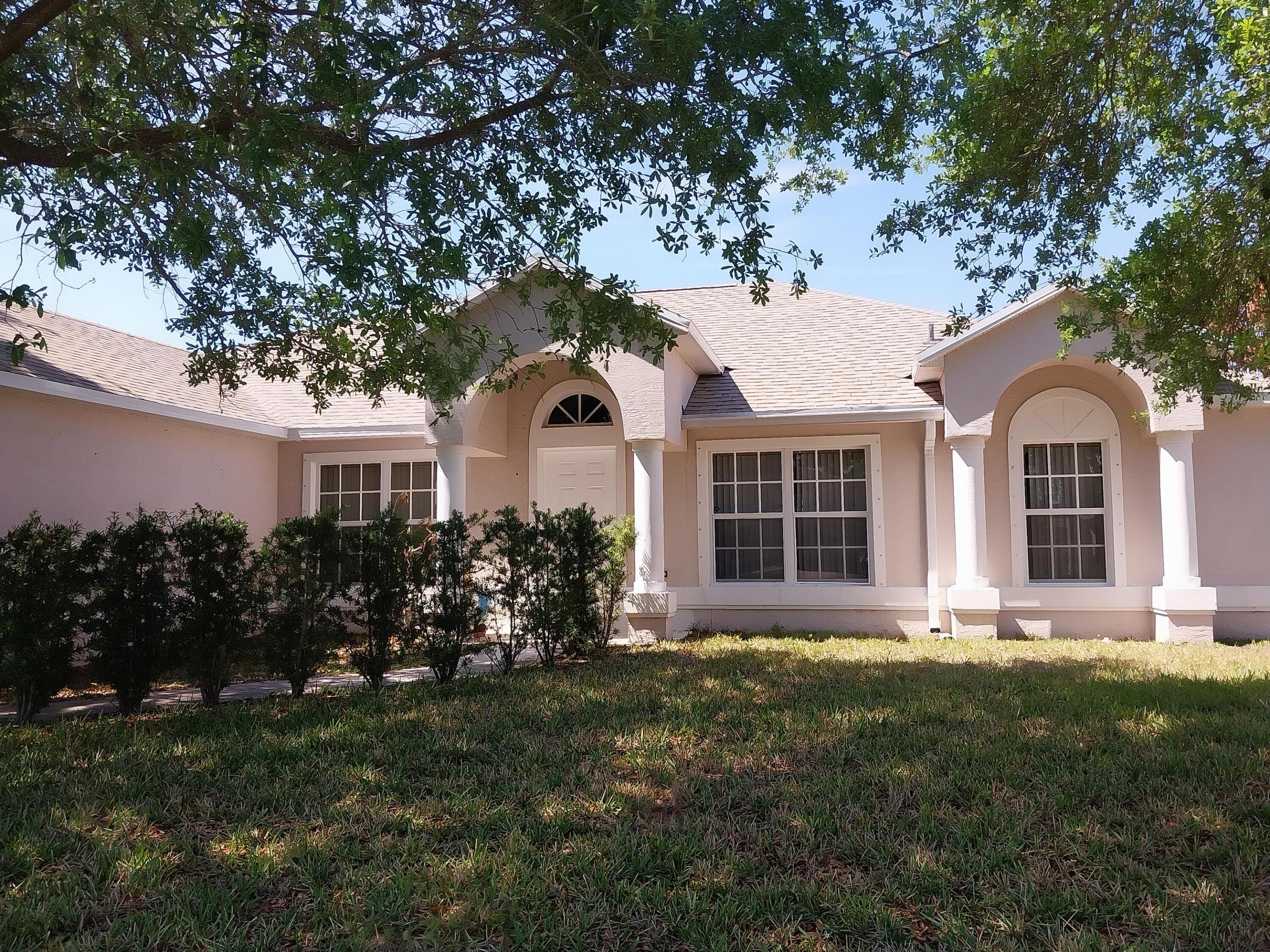 PORT ST LUCIE SECTION 13 - Residential