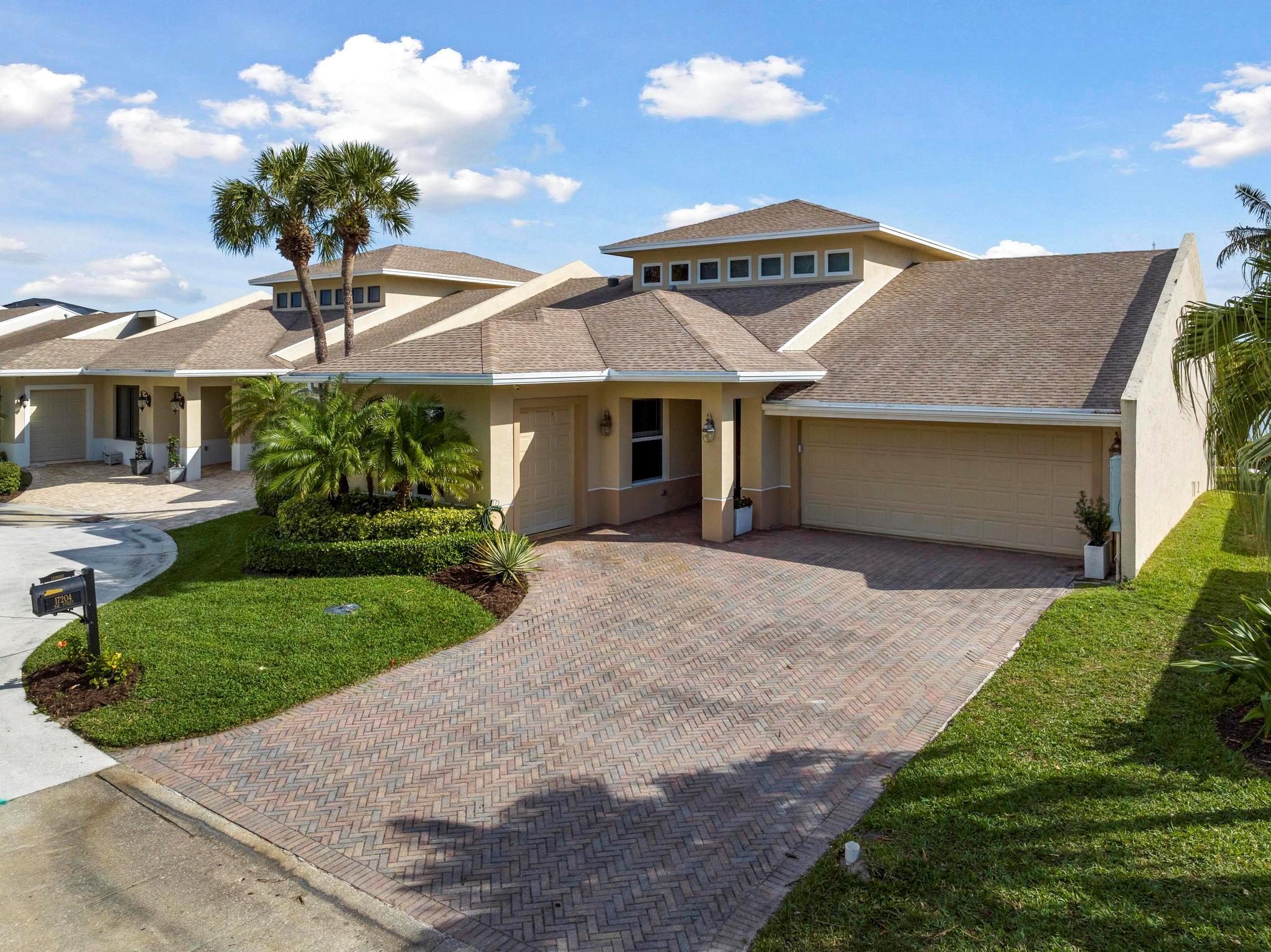 BAYTOWNE OF JONATHANS LAN - Residential