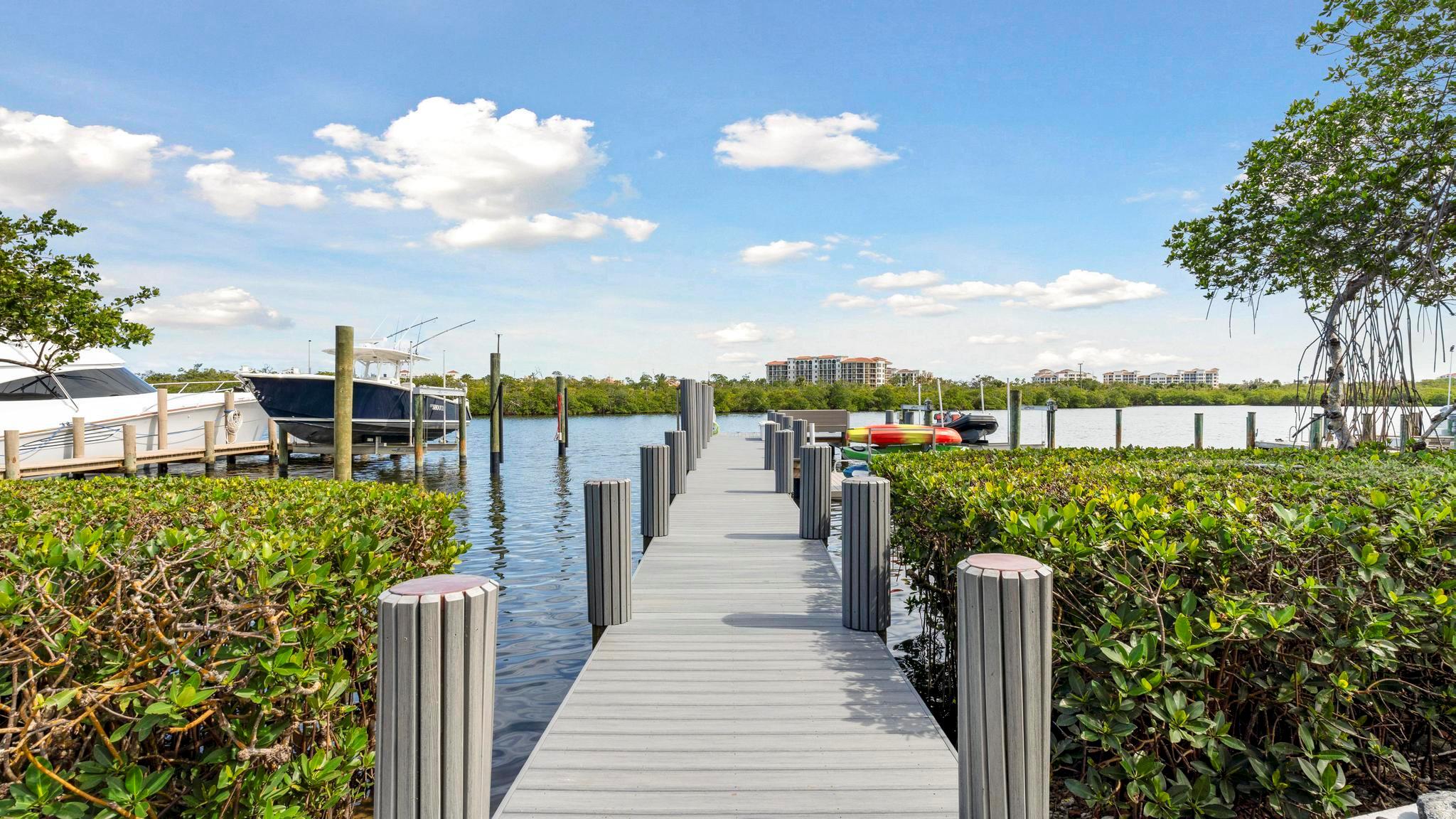 BAYTOWNE OF JONATHANS LAN - Residential