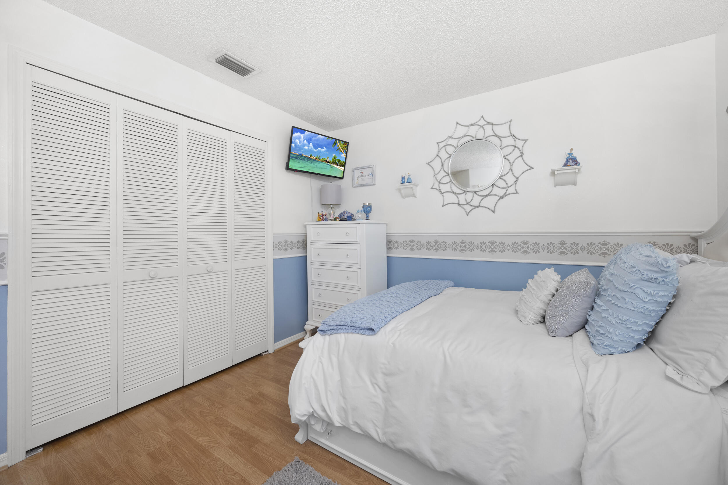 WOODS WALK 2 - Residential