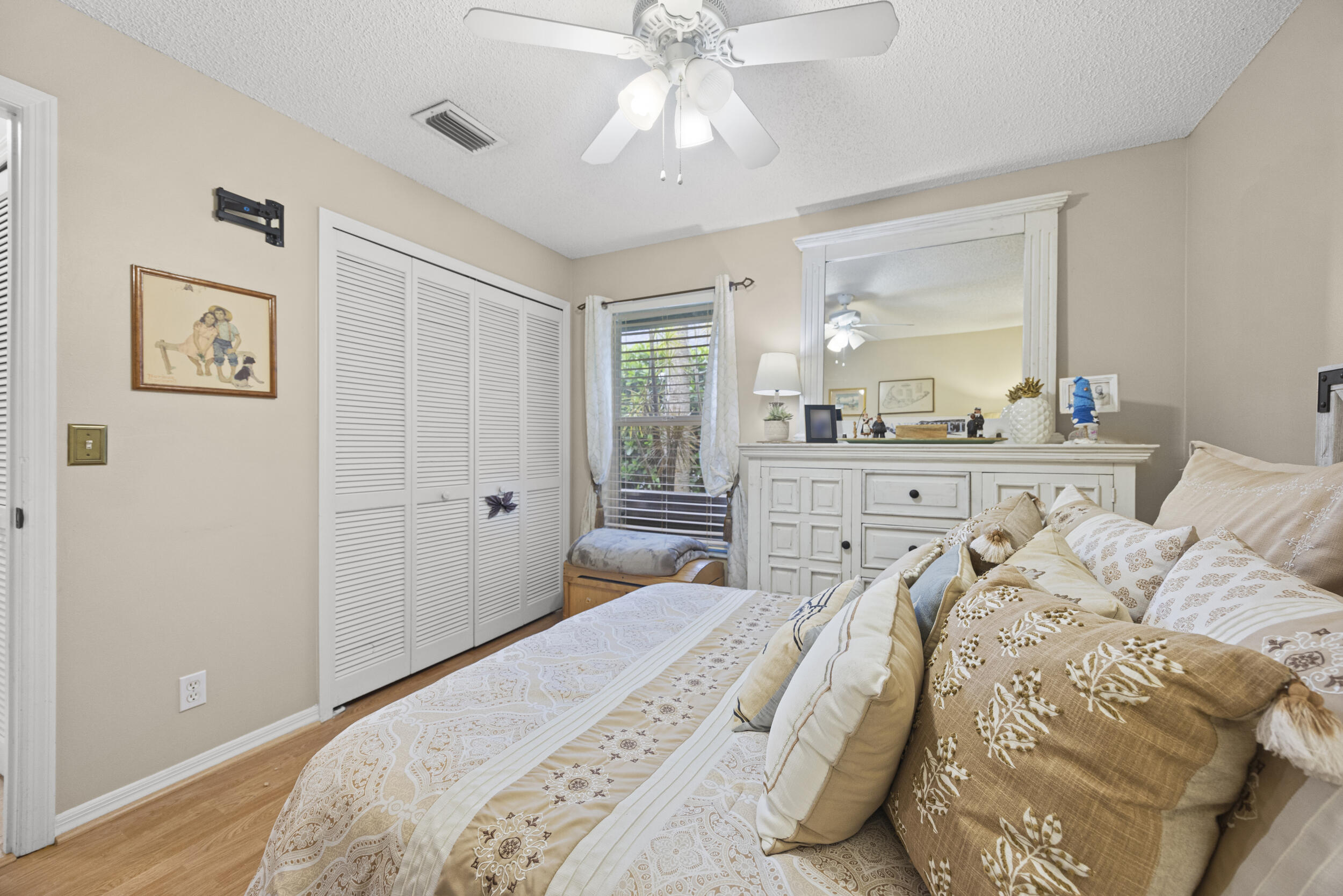 WOODS WALK 2 - Residential