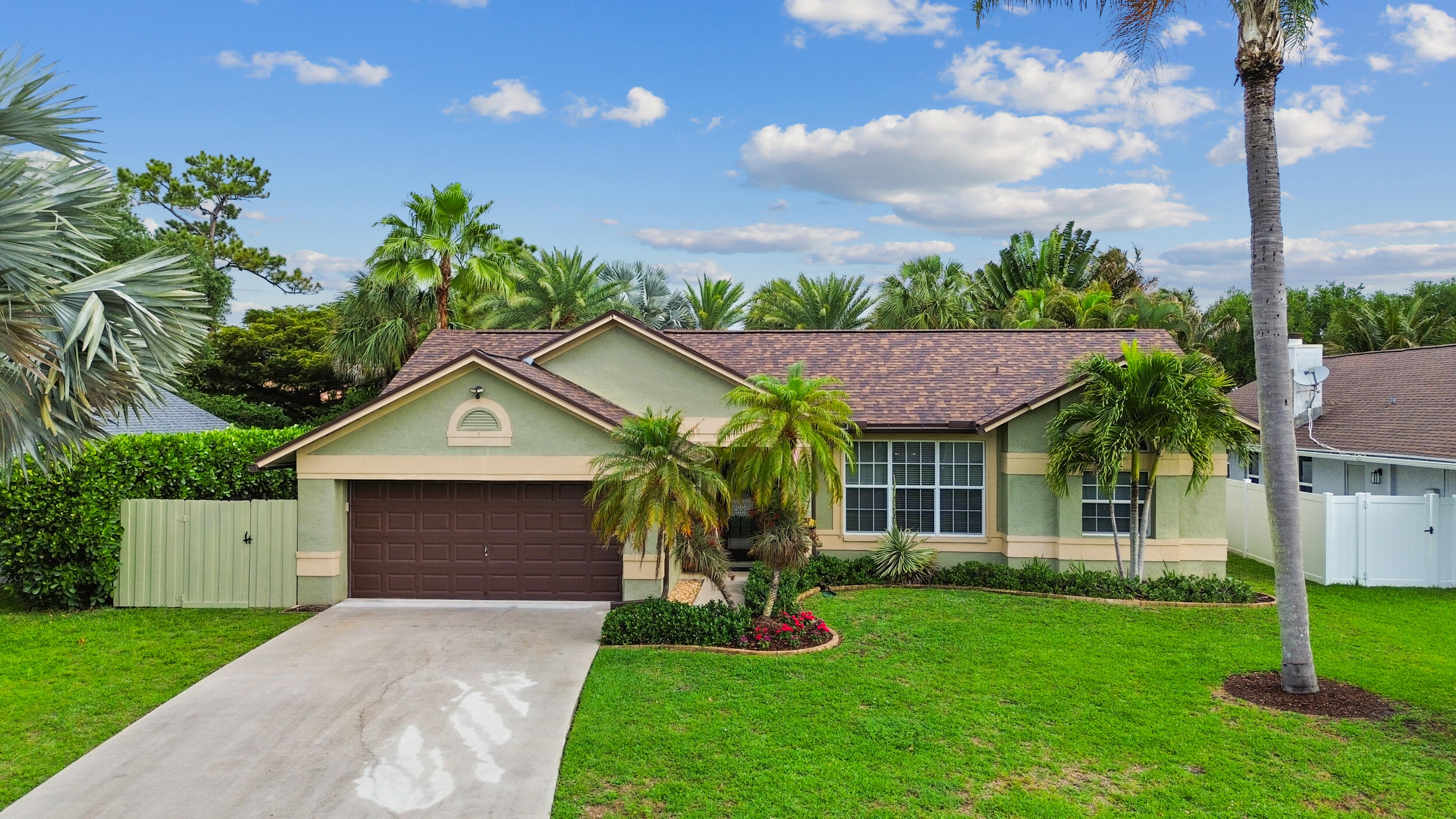 WOODS WALK 2 - Residential