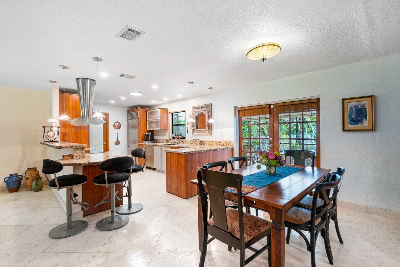 LOXAHATCHEE GROVES - Residential