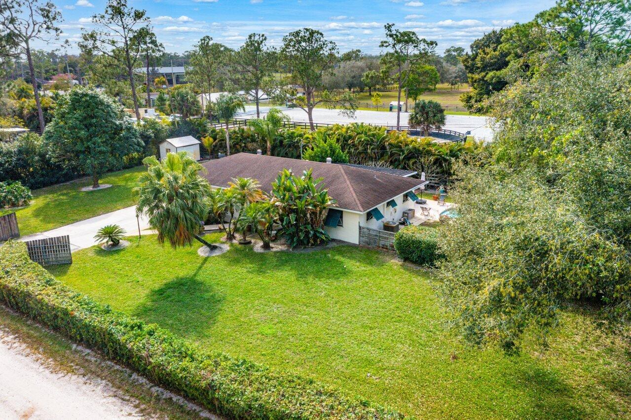 LOXAHATCHEE GROVES - Residential