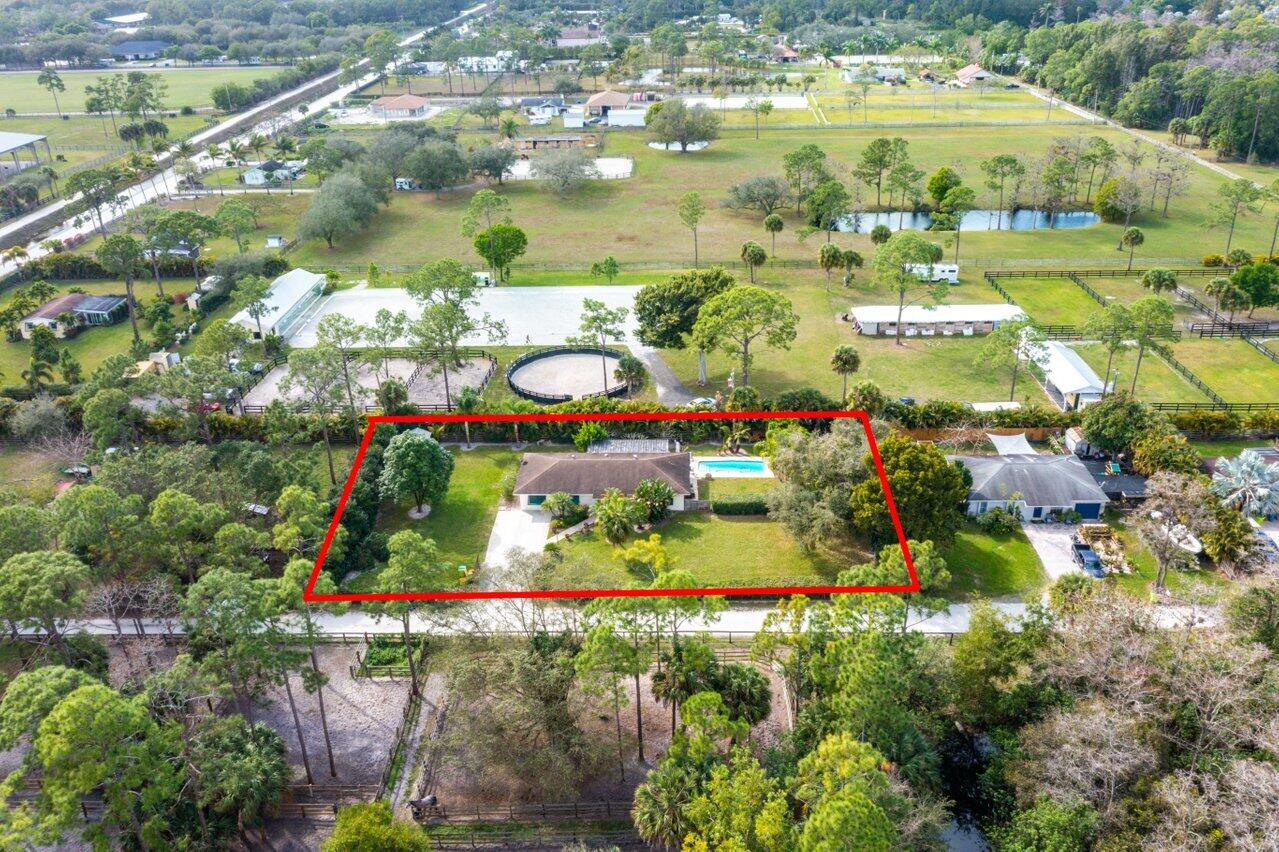 LOXAHATCHEE GROVES - Residential