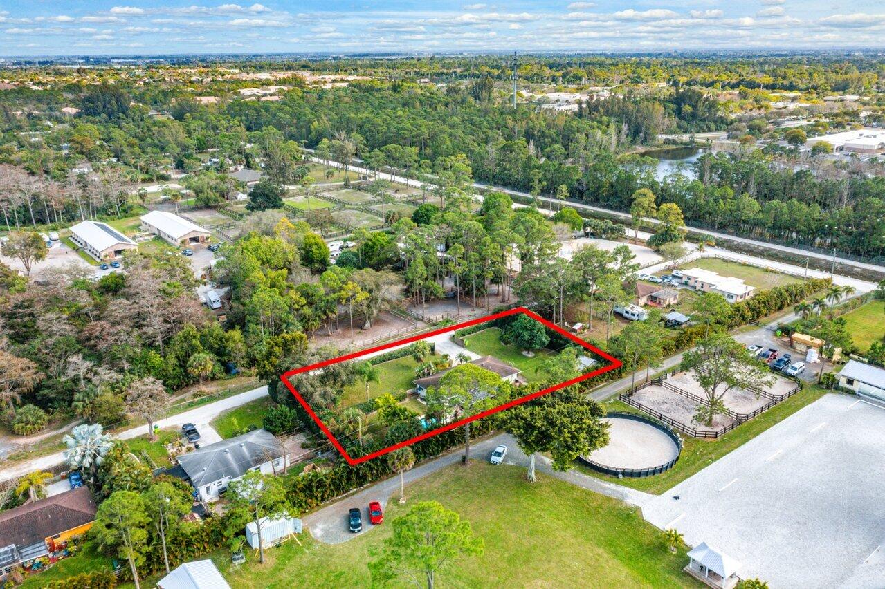 LOXAHATCHEE GROVES - Residential