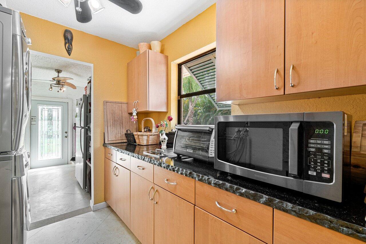 LOXAHATCHEE GROVES - Residential