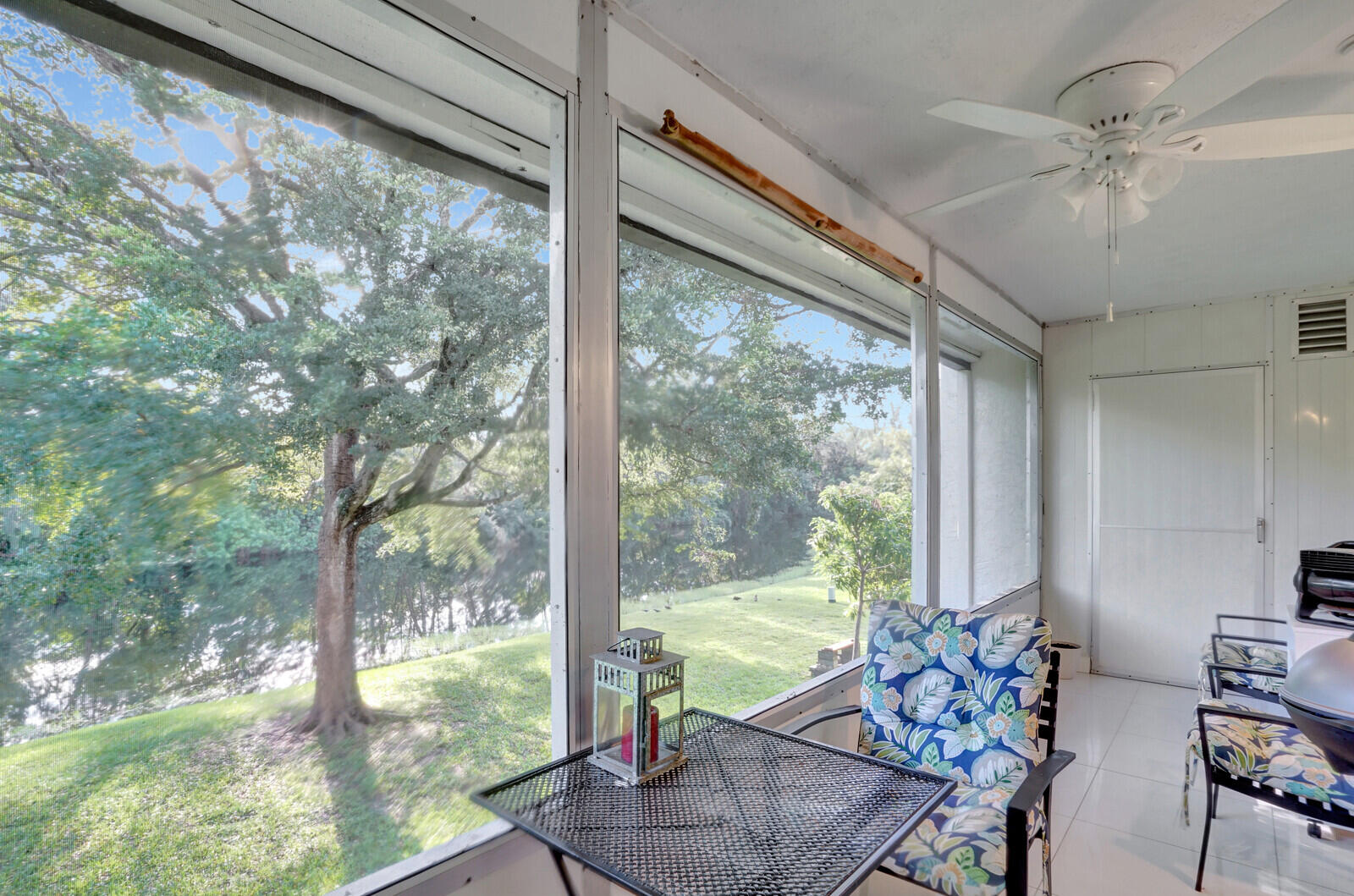 GOLDEN LAKES VILLAGE CONDO E - Residential