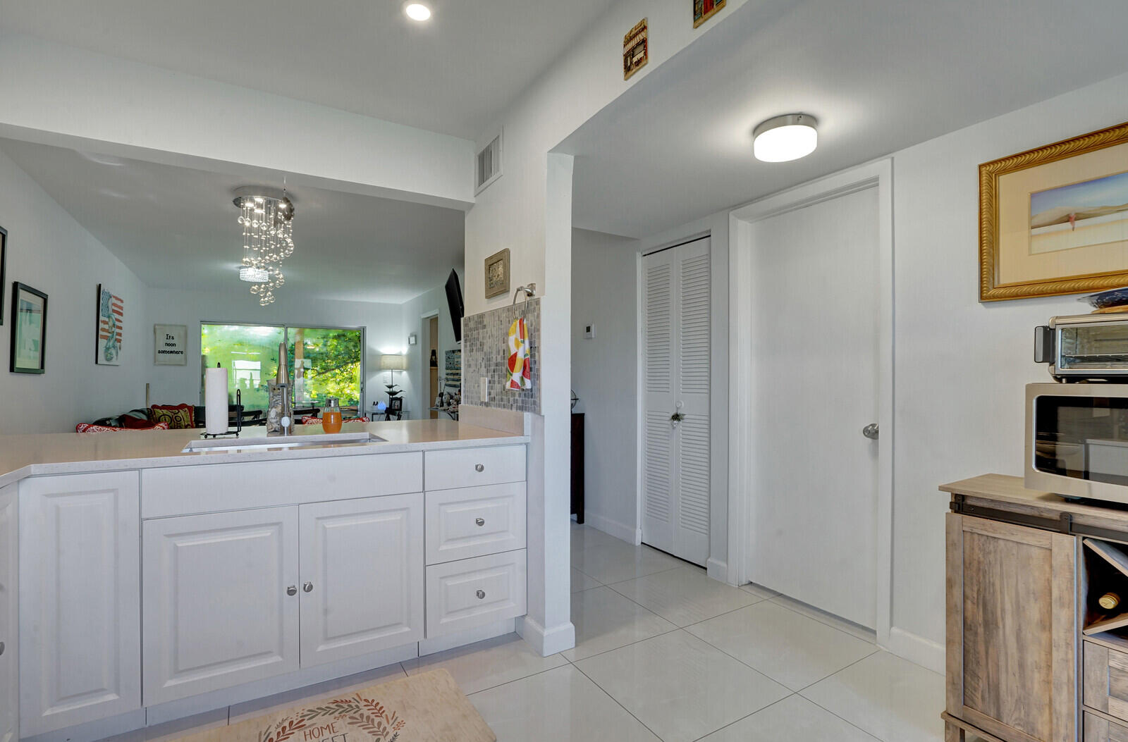 GOLDEN LAKES VILLAGE CONDO E - Residential