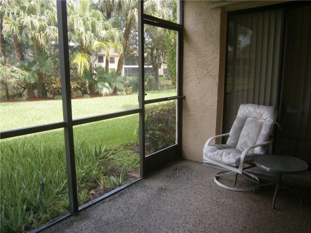 POND APPLE PLACE 4 - Residential