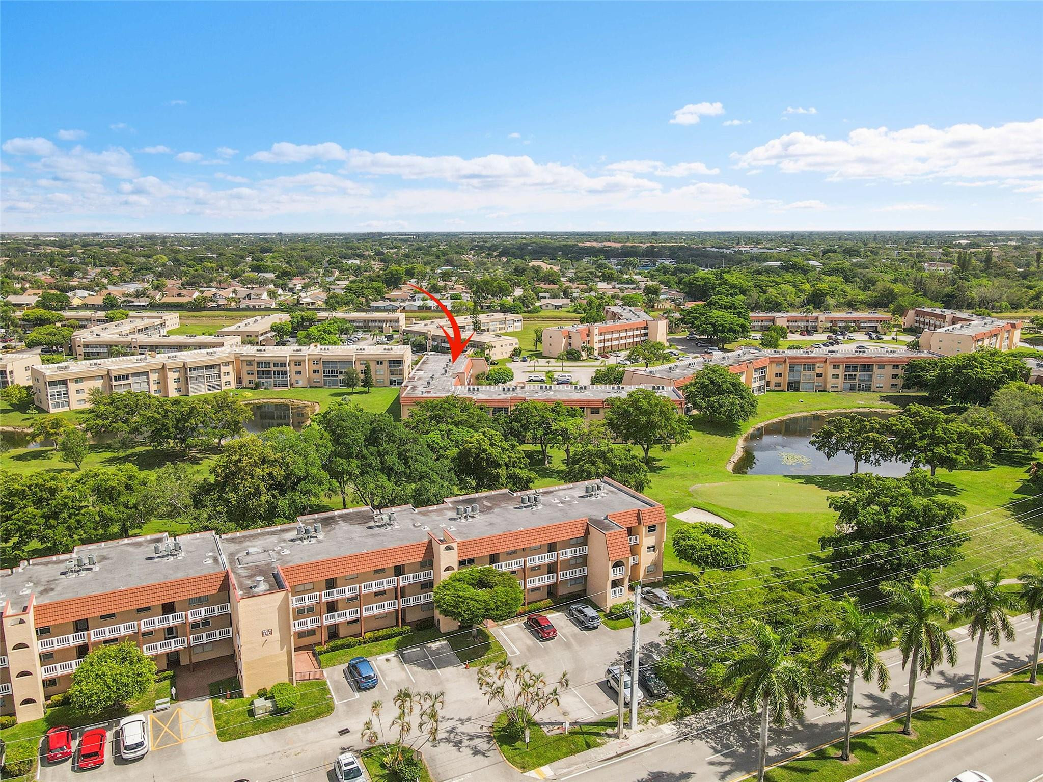 SUNRISE LAKES - Residential