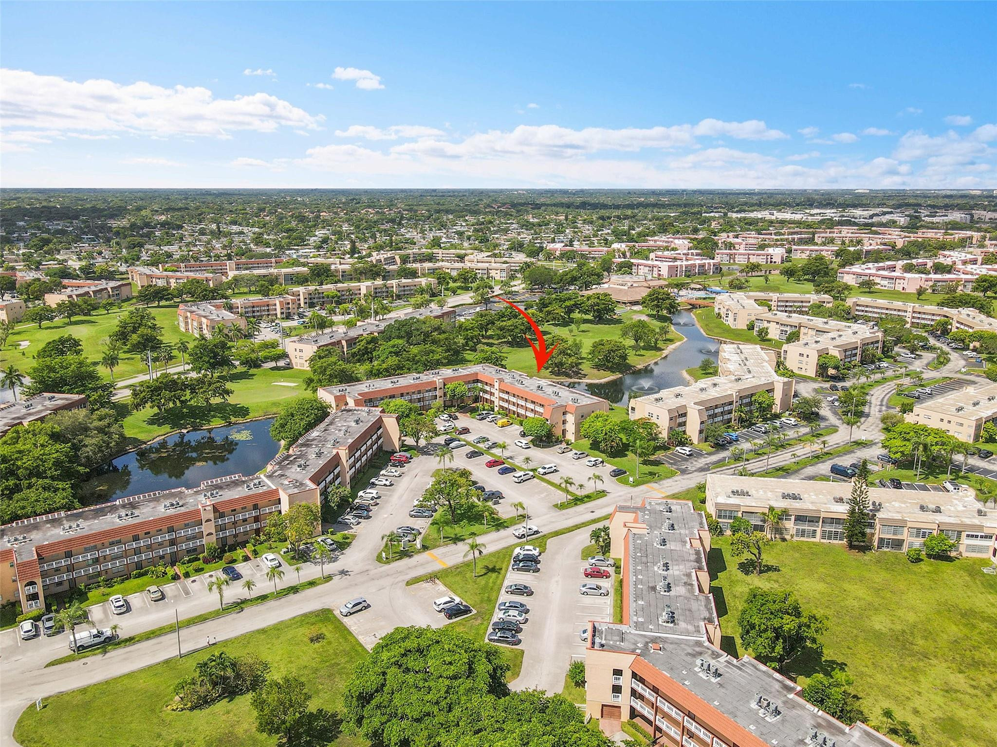 SUNRISE LAKES - Residential