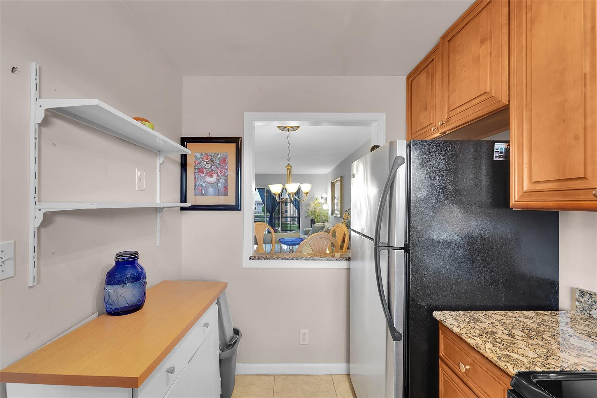 9261 Sunrise Lakes Blvd 309