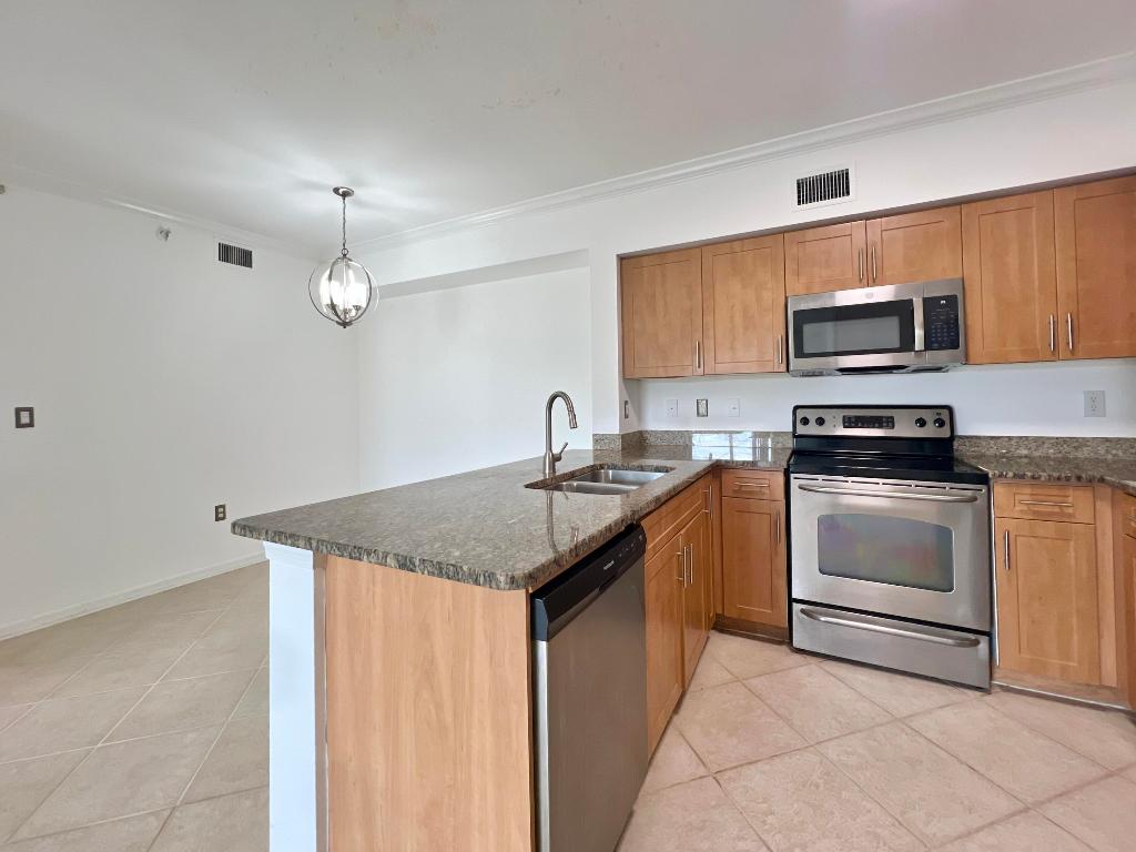 6450 Emerald Dunes Drive 301