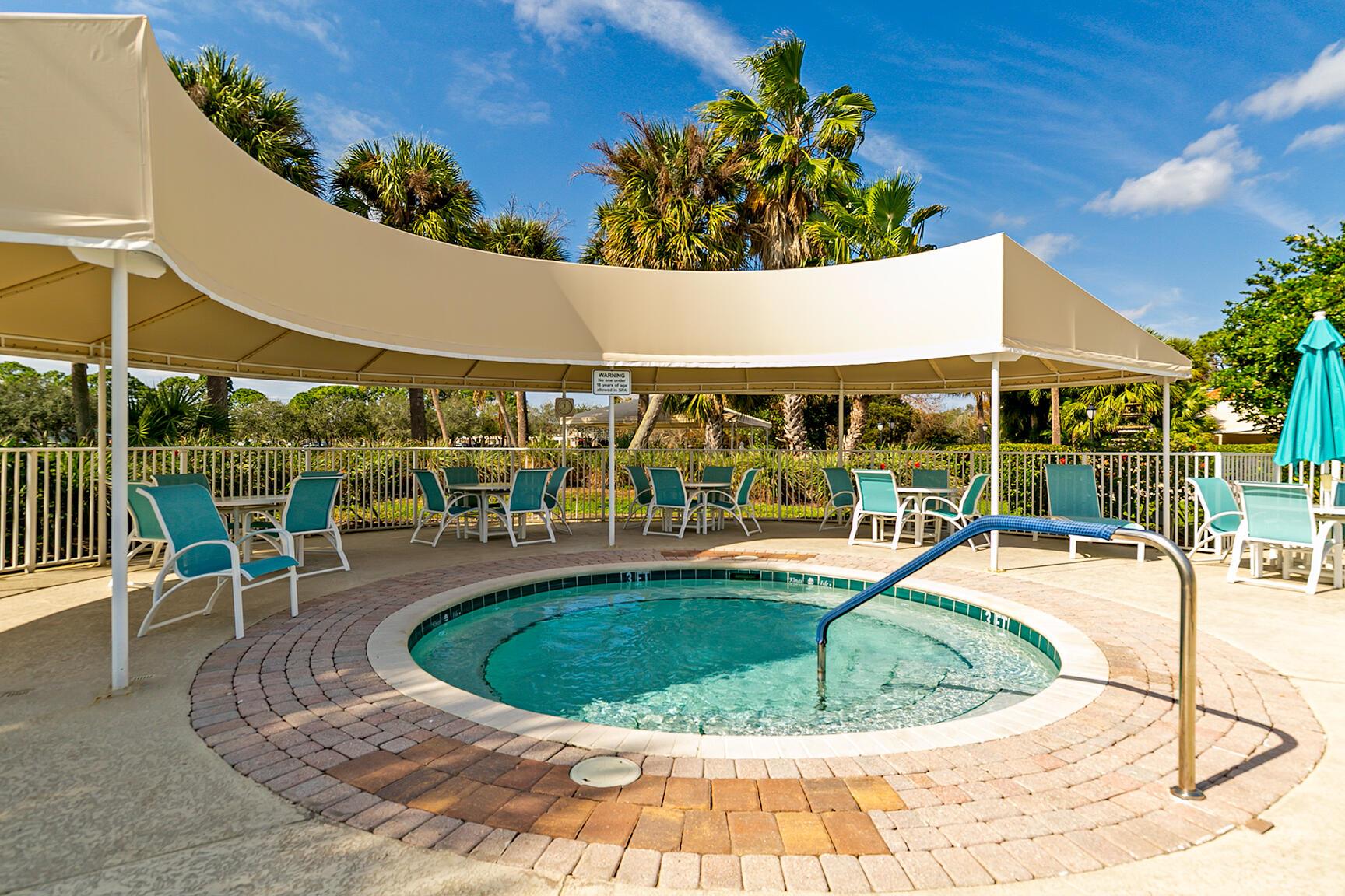 KINGS ISLE, ISLE OF CAPRI - Residential