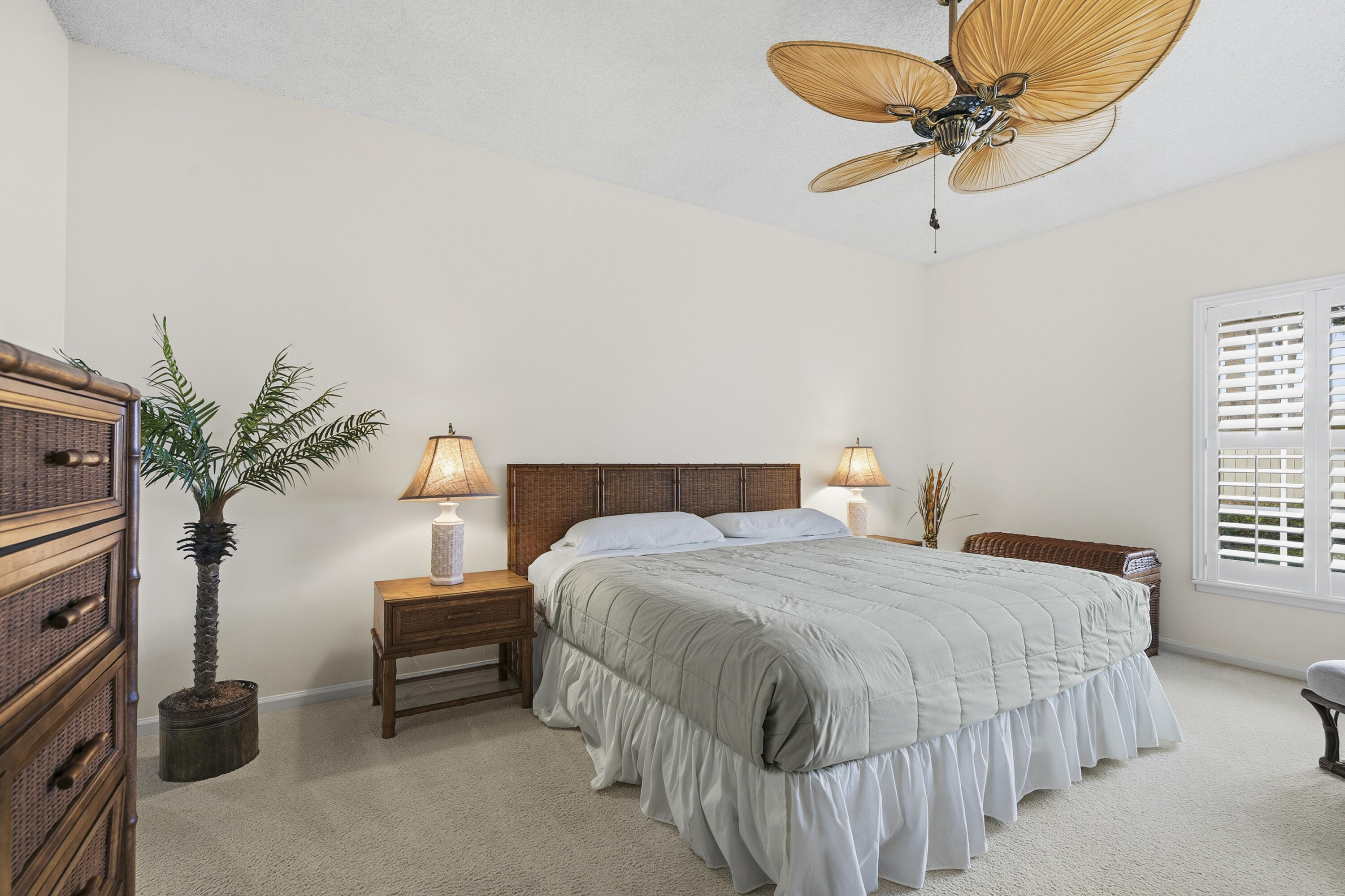 WINGED FOOT COTTAGES IN MARINER SANDS - Residential