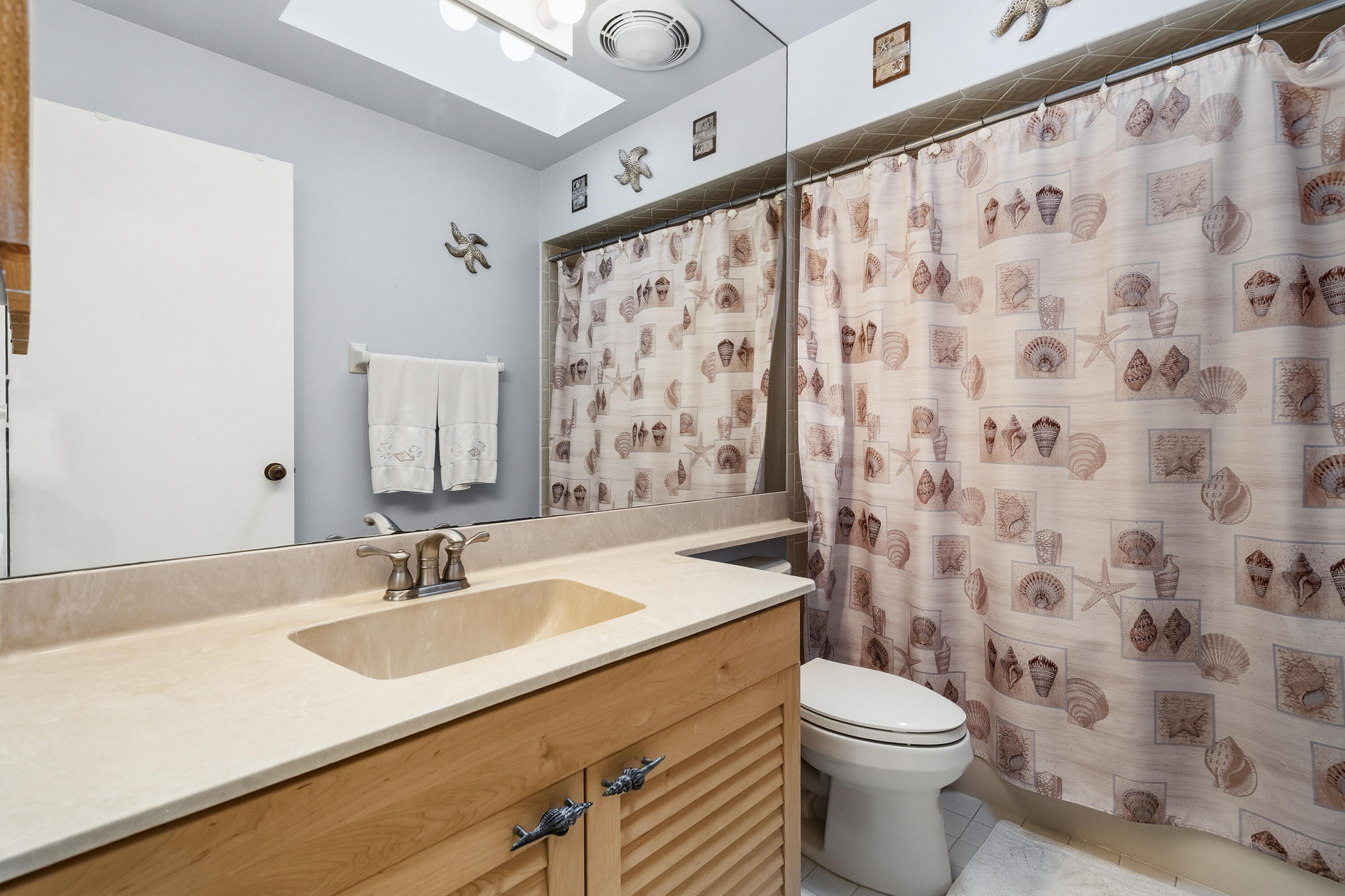 WINGED FOOT COTTAGES IN MARINER SANDS - Residential