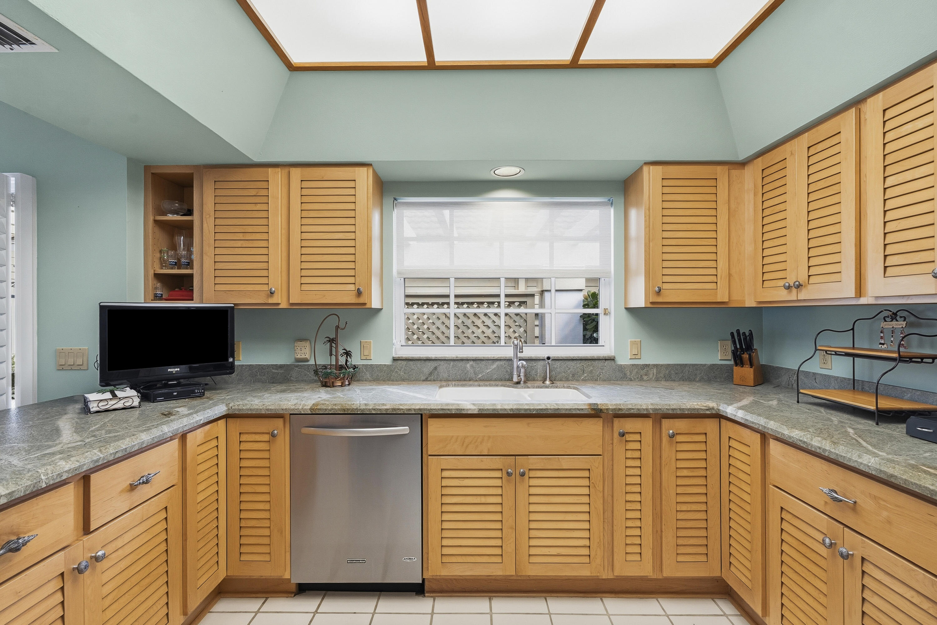 WINGED FOOT COTTAGES IN MARINER SANDS - Residential