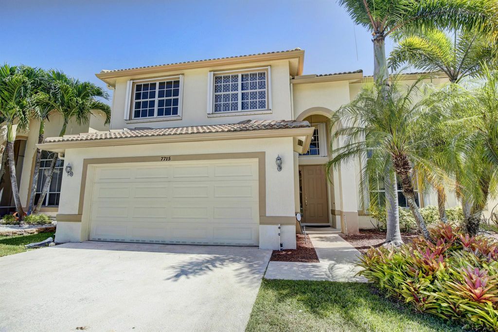 Photo of 7715 Colony Lake Drive, Boynton Beach, FL 33436 (MLS # R11041389)