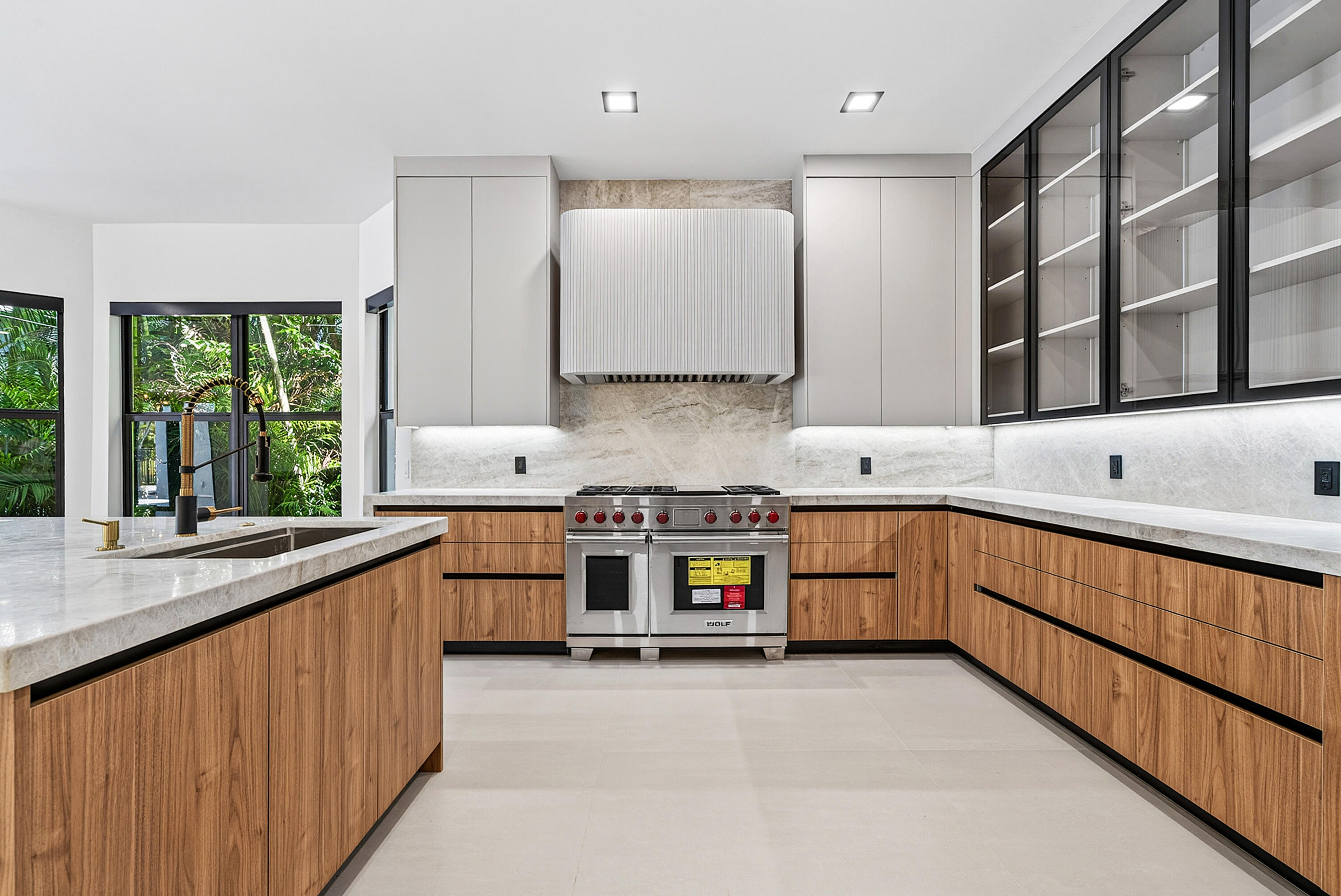 FOX HILL ESTATES OF BOCA RATON - Residential