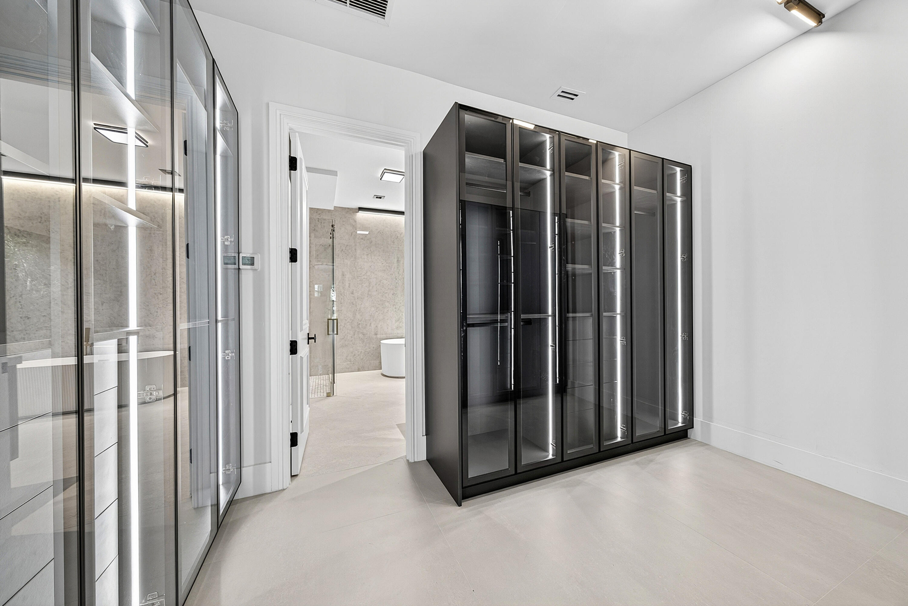 FOX HILL ESTATES OF BOCA RATON - Residential