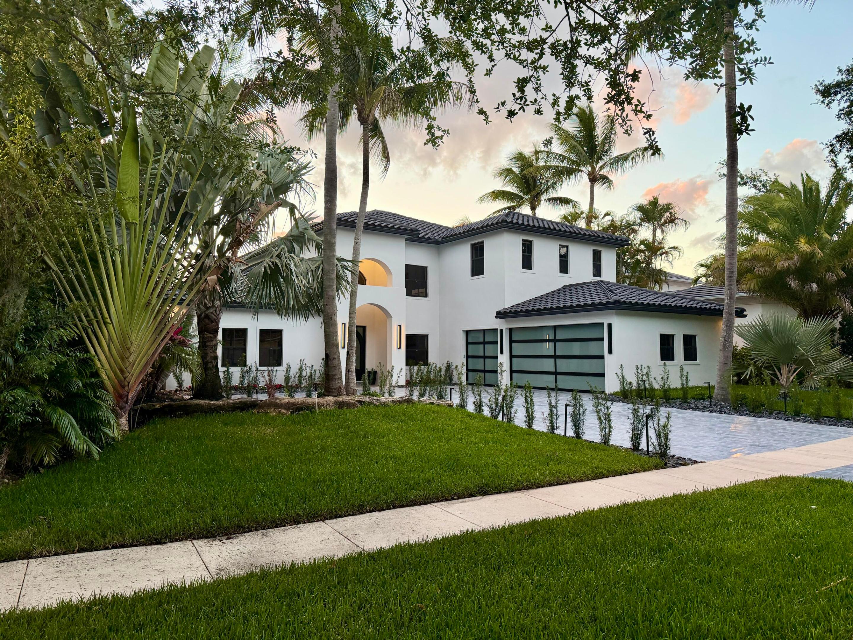 FOX HILL ESTATES OF BOCA RATON - Residential