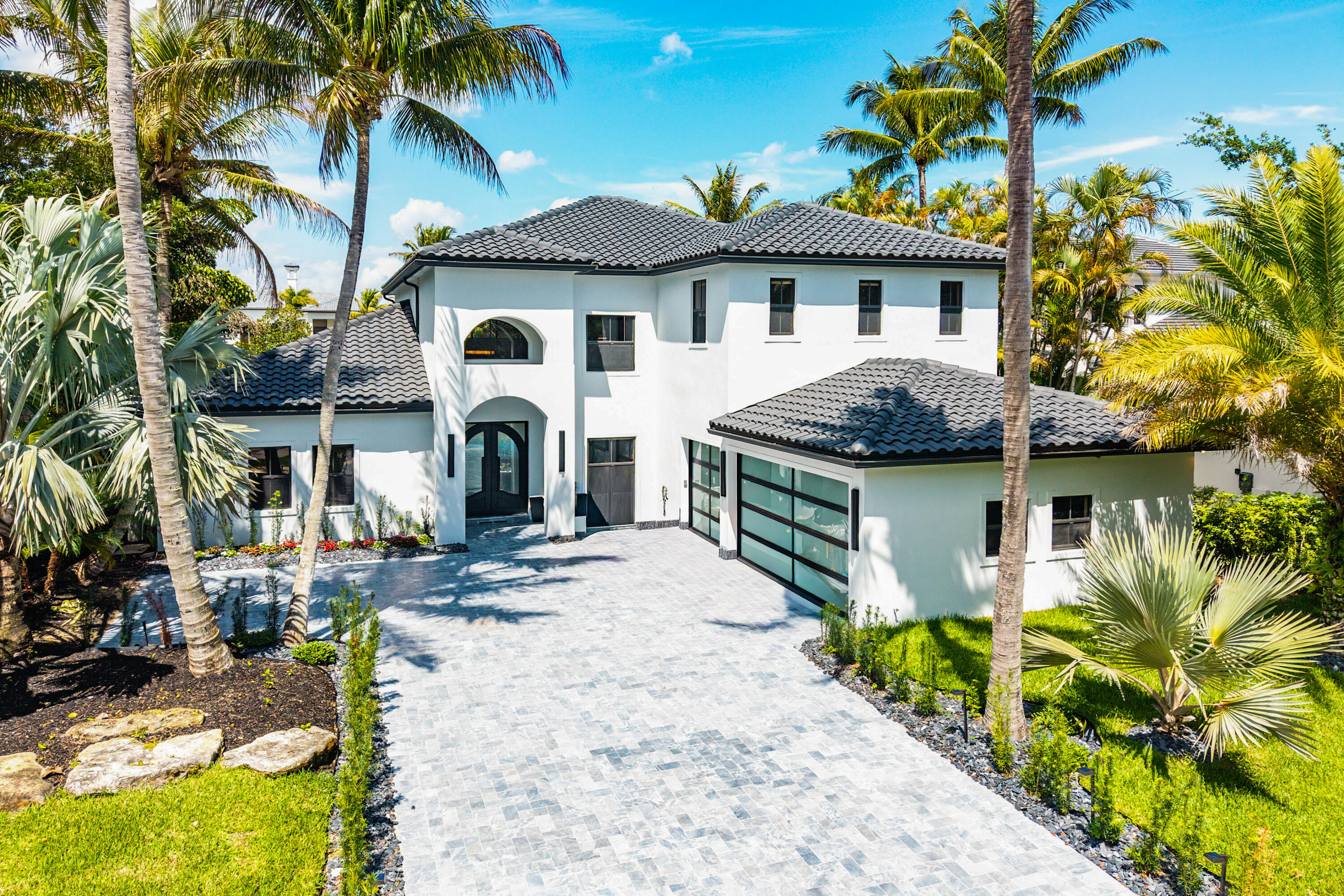 FOX HILL ESTATES OF BOCA RATON - Residential