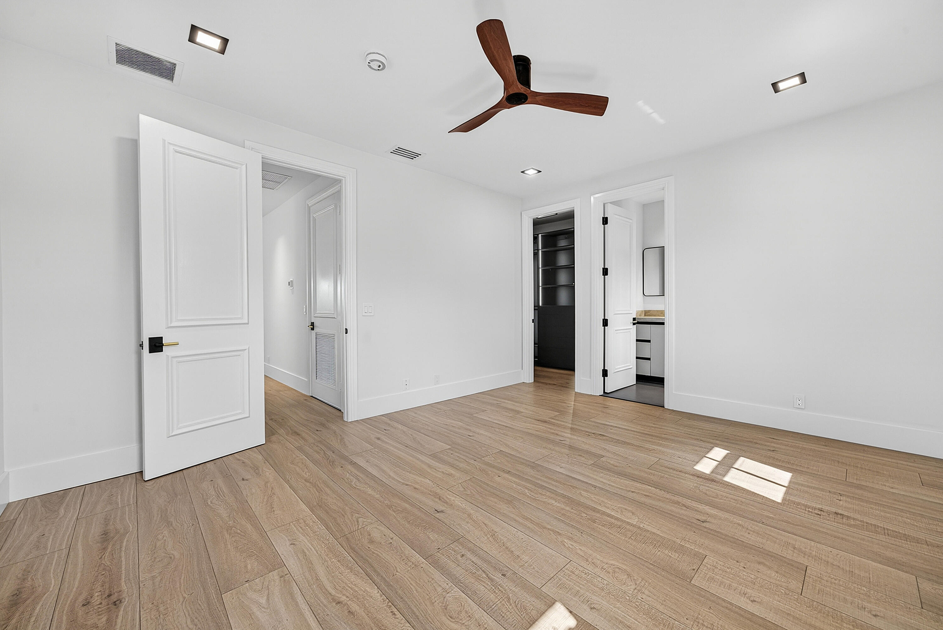 FOX HILL ESTATES OF BOCA RATON - Residential