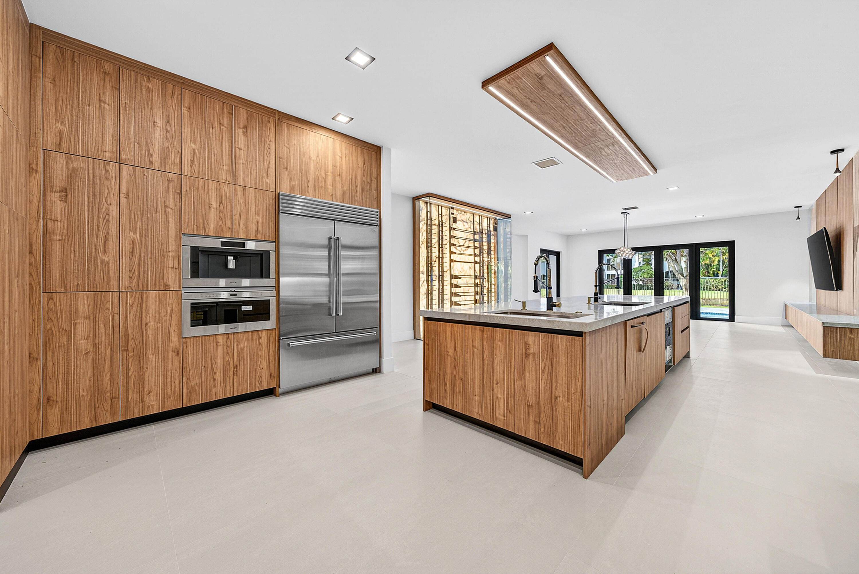 FOX HILL ESTATES OF BOCA RATON - Residential