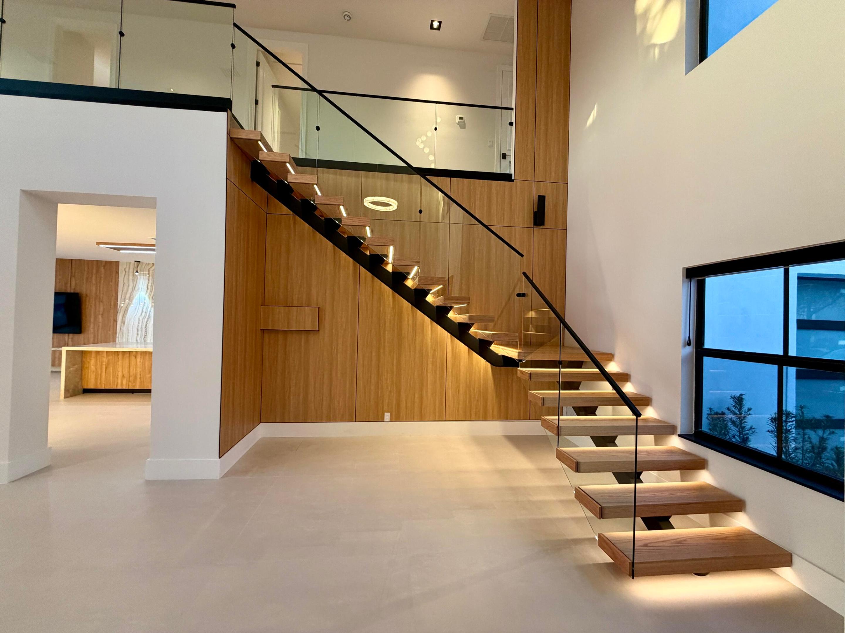 FOX HILL ESTATES OF BOCA RATON - Residential