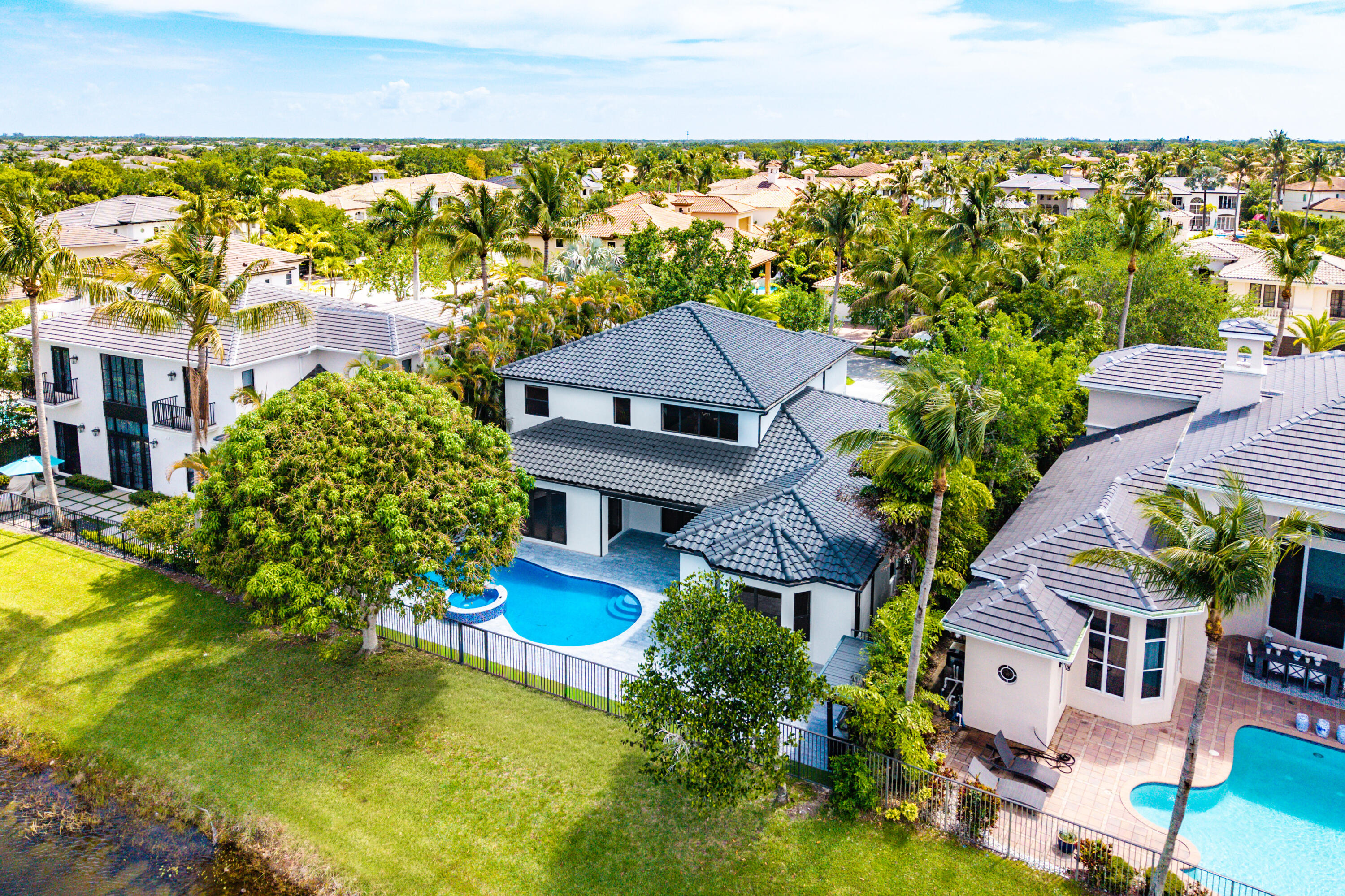 FOX HILL ESTATES OF BOCA RATON - Residential