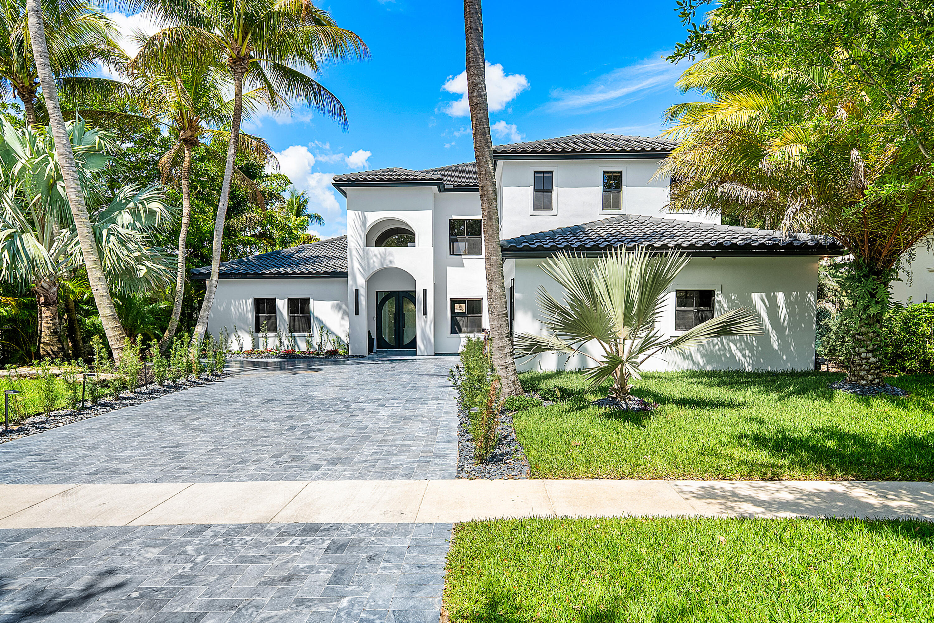 FOX HILL ESTATES OF BOCA RATON - Residential