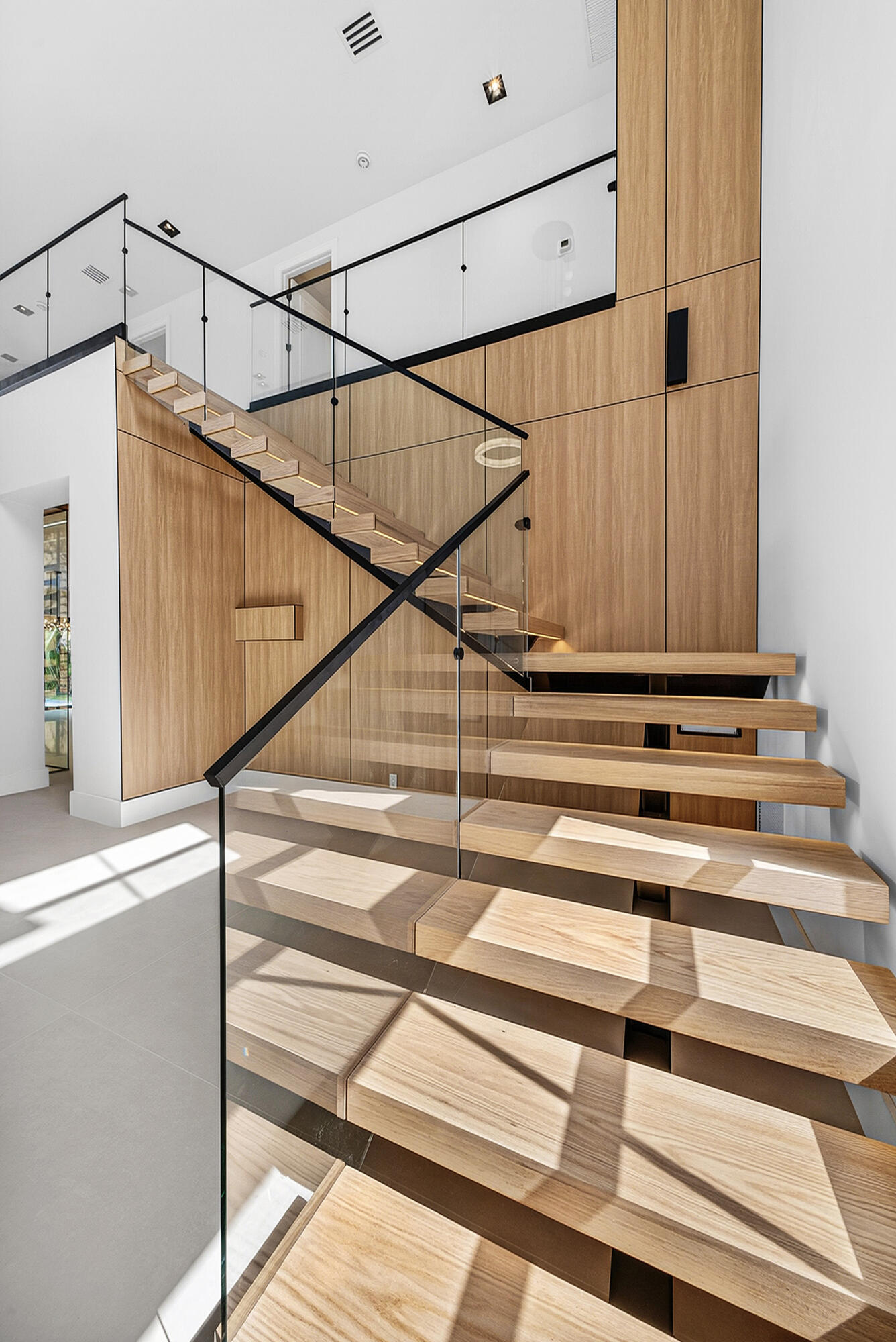 FOX HILL ESTATES OF BOCA RATON - Residential