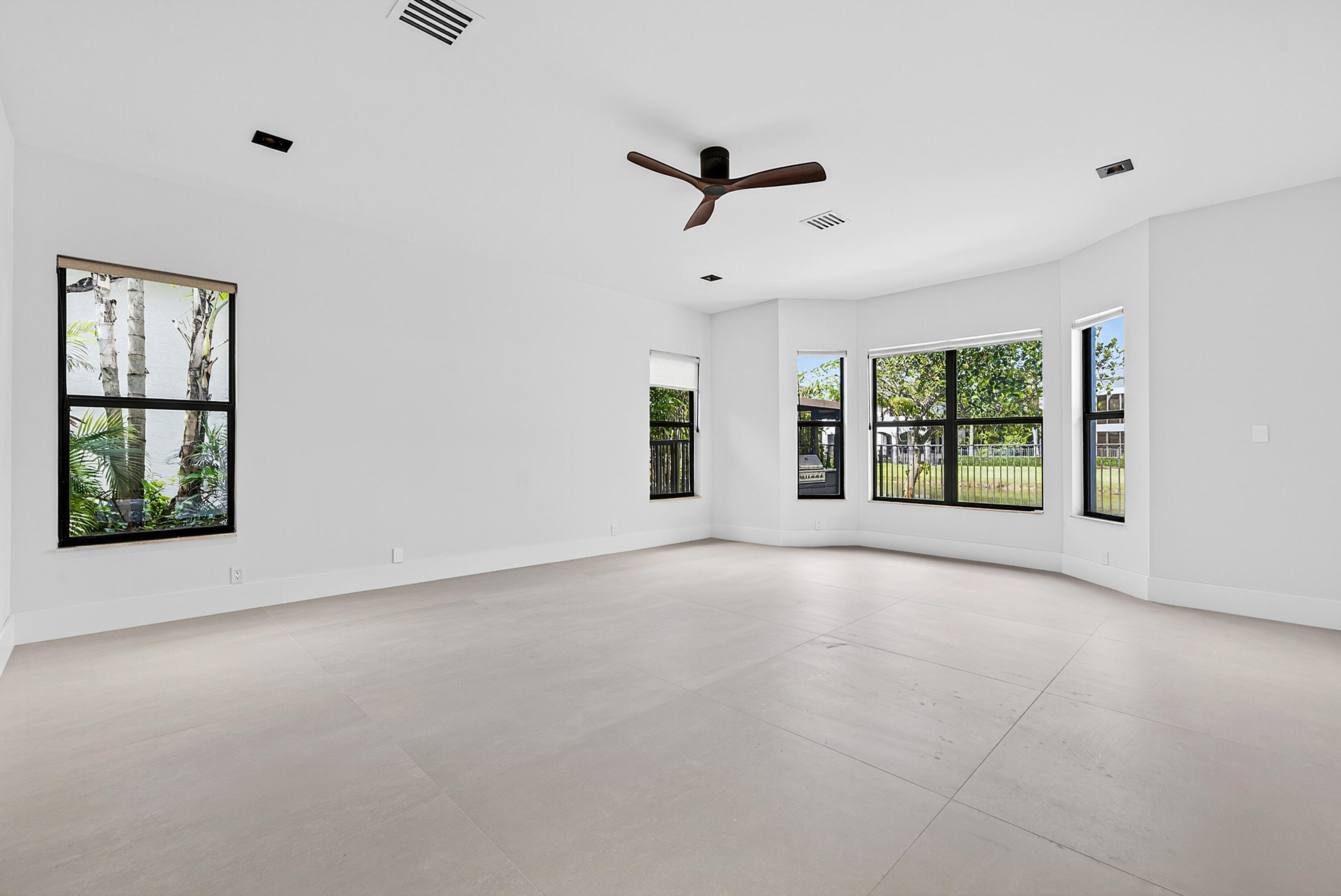 FOX HILL ESTATES OF BOCA RATON - Residential