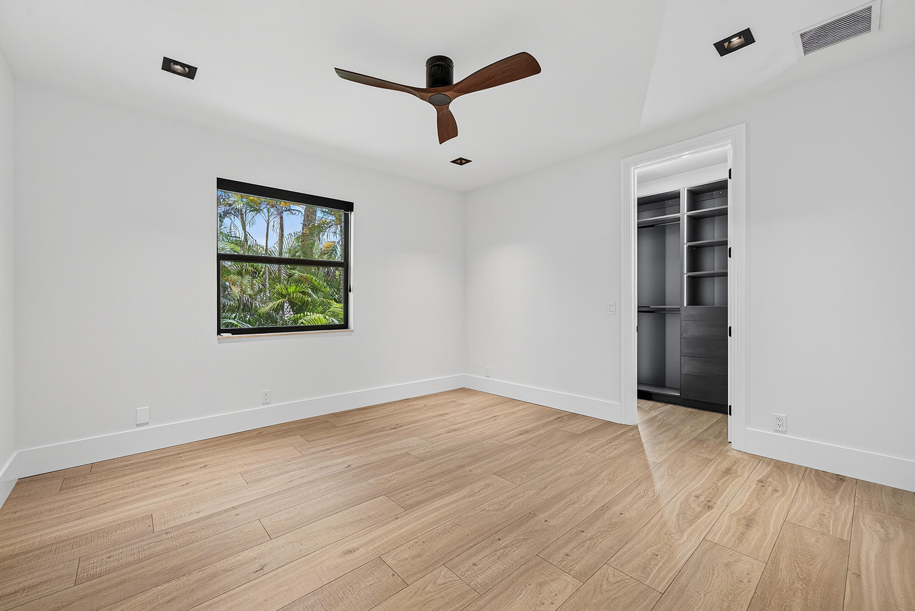 FOX HILL ESTATES OF BOCA RATON - Residential