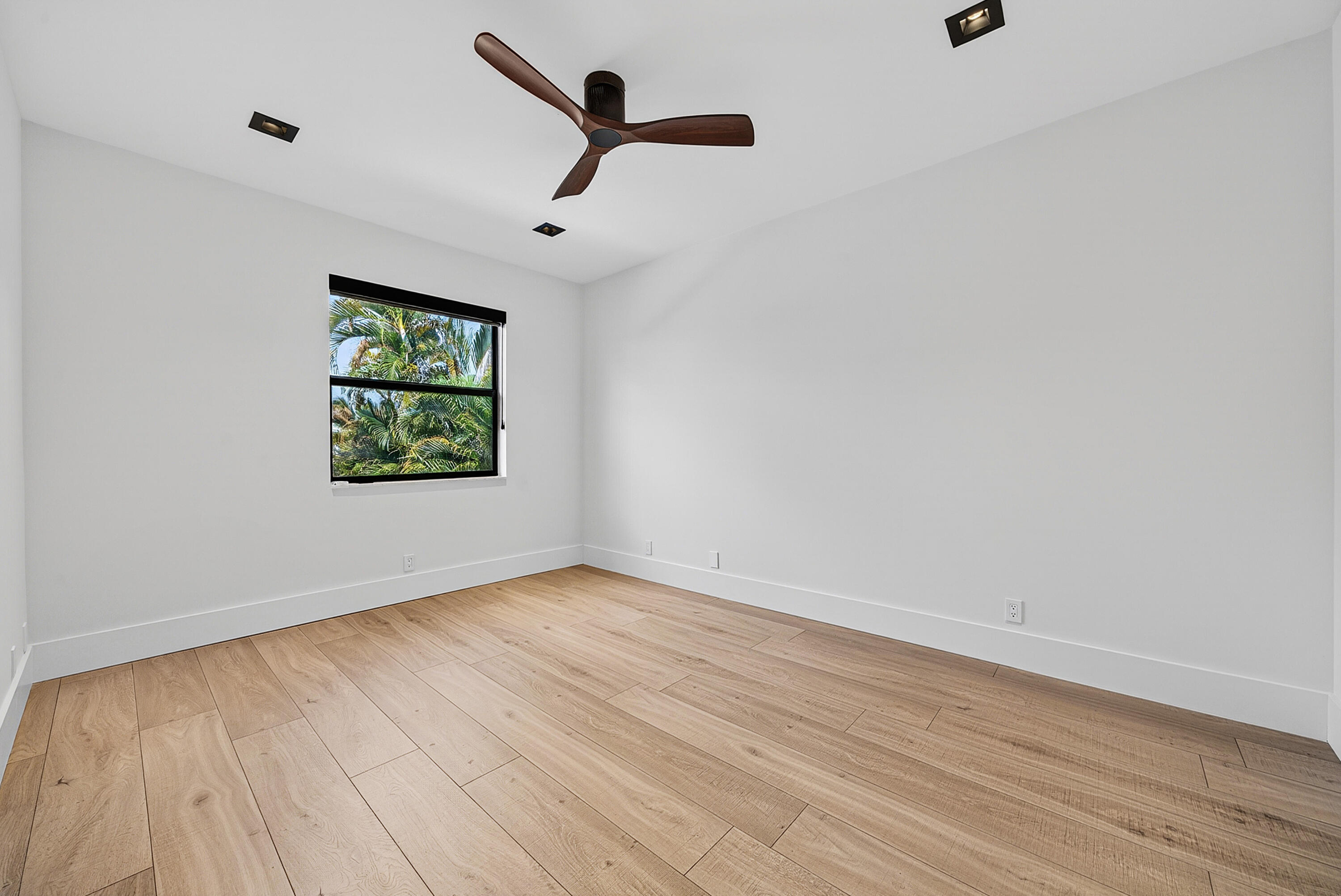 FOX HILL ESTATES OF BOCA RATON - Residential