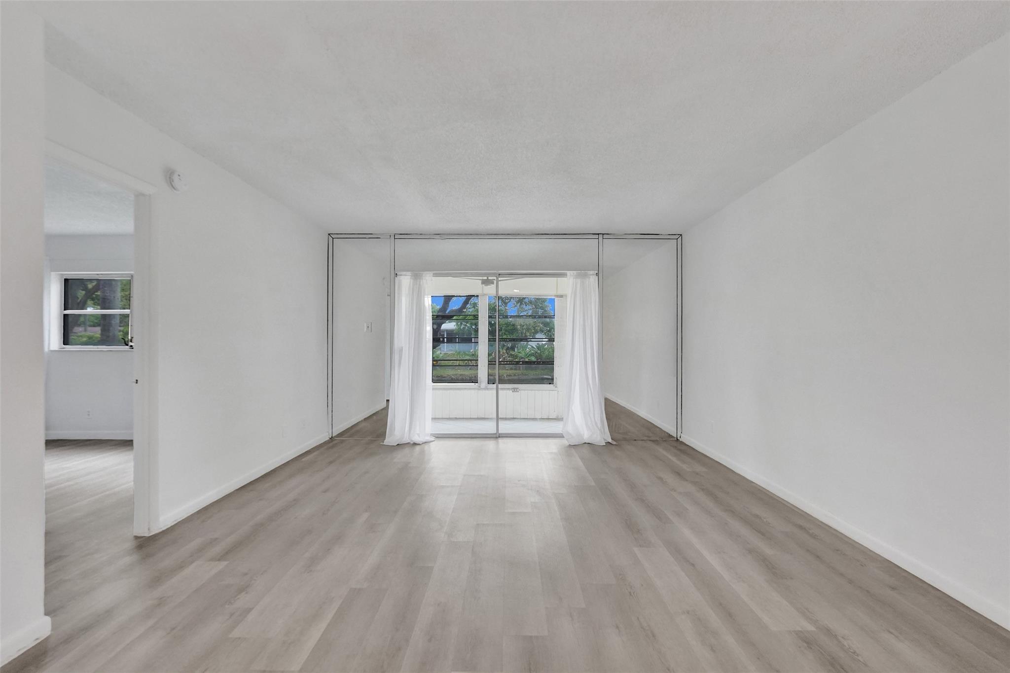 Oriole Gardens - Residential
