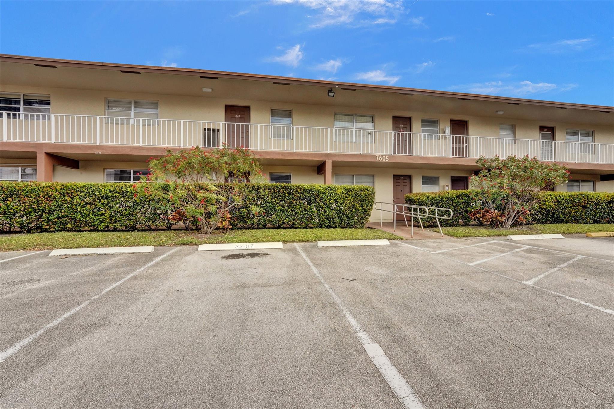 Oriole Gardens - Residential