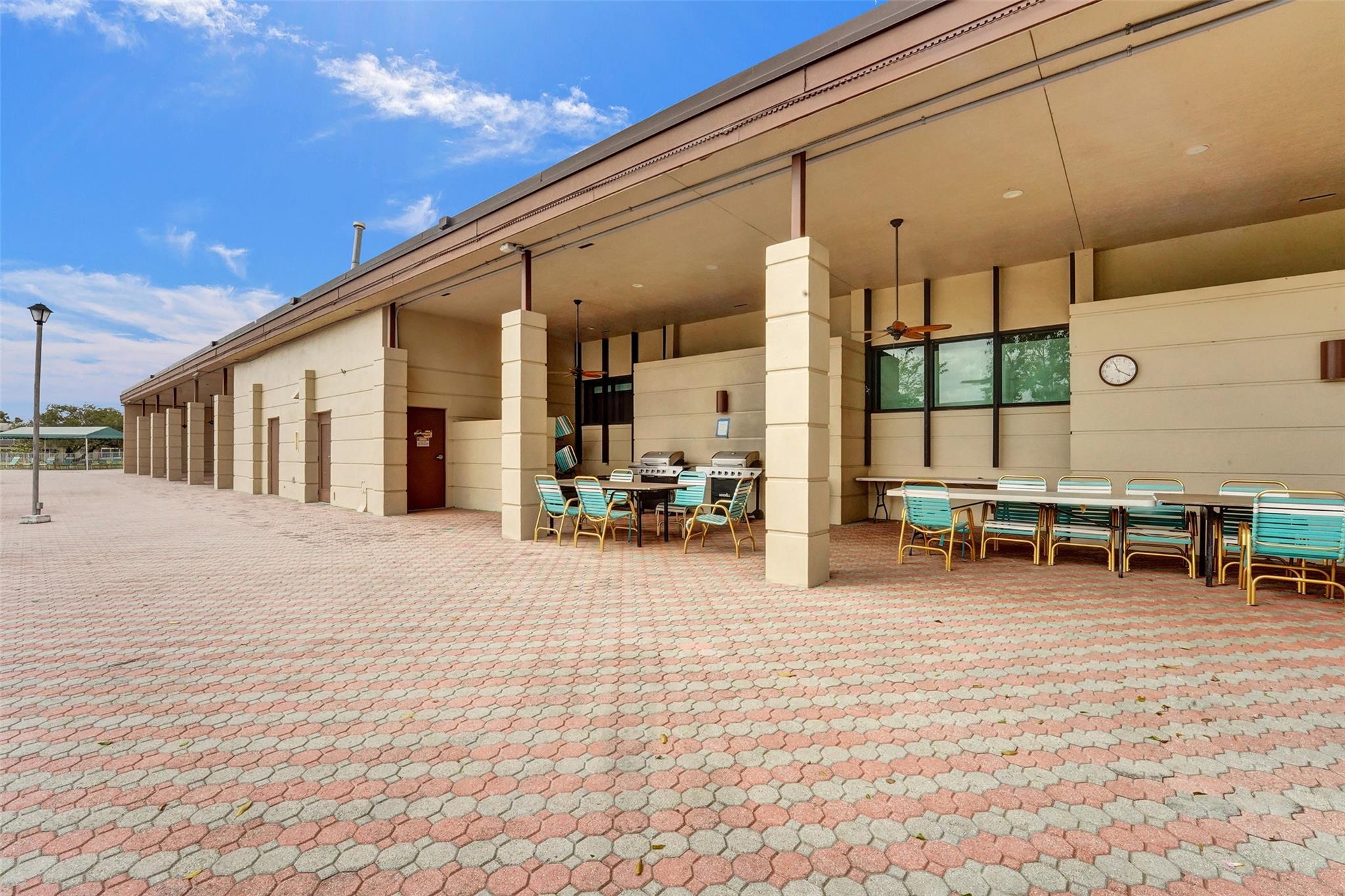 Oriole Gardens - Residential