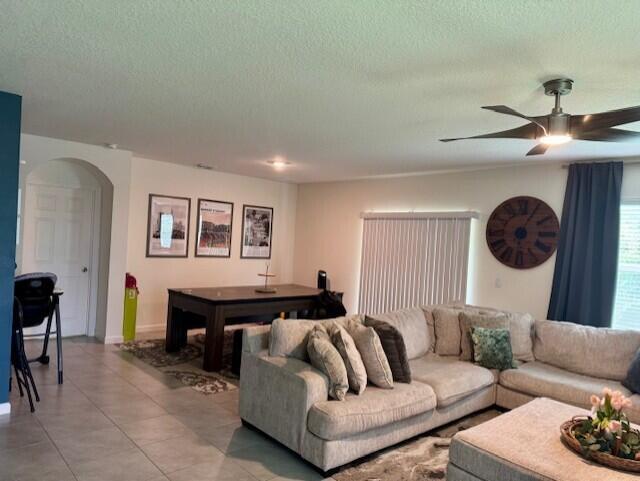 PORT ST LUCIE SECTION 11 - Residential Lease