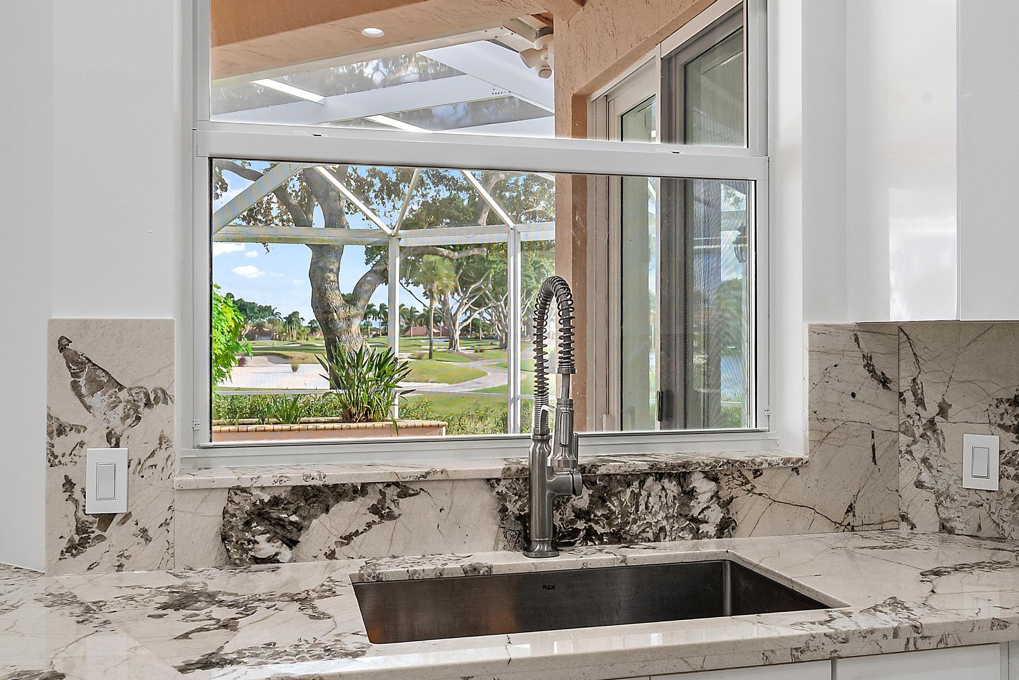 IBIS GOLF AND COUNTRY CLU - Residential