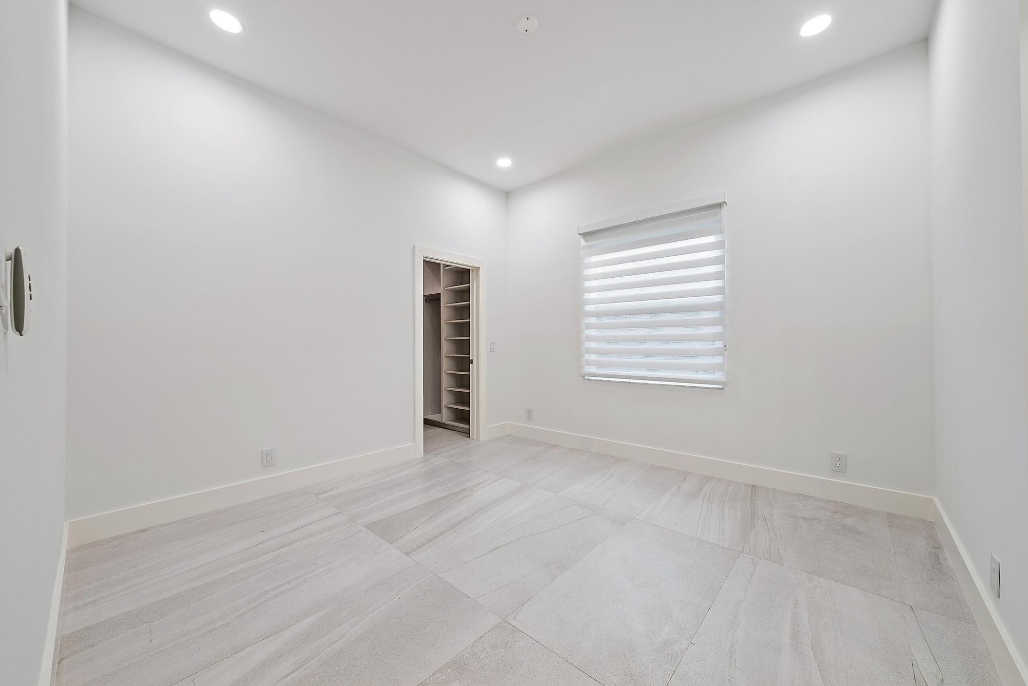 IBIS GOLF AND COUNTRY CLU - Residential
