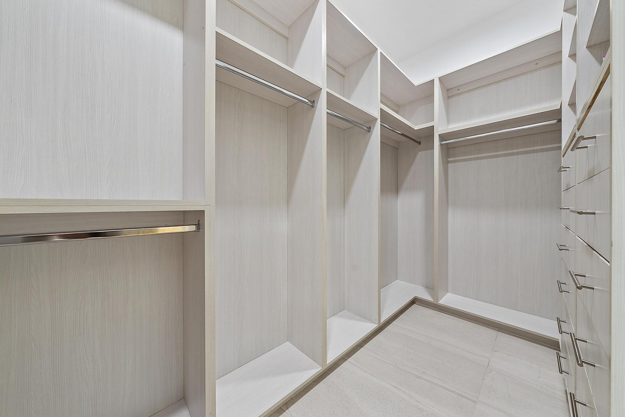 IBIS GOLF AND COUNTRY CLU - Residential
